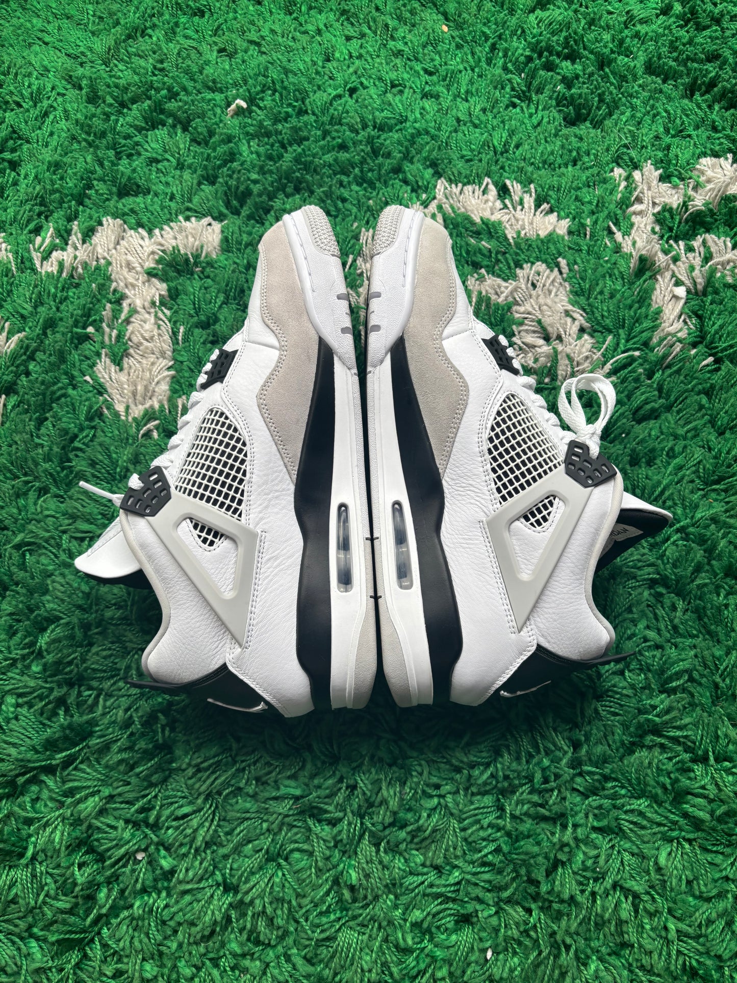 Jordan 4 “Military Black”