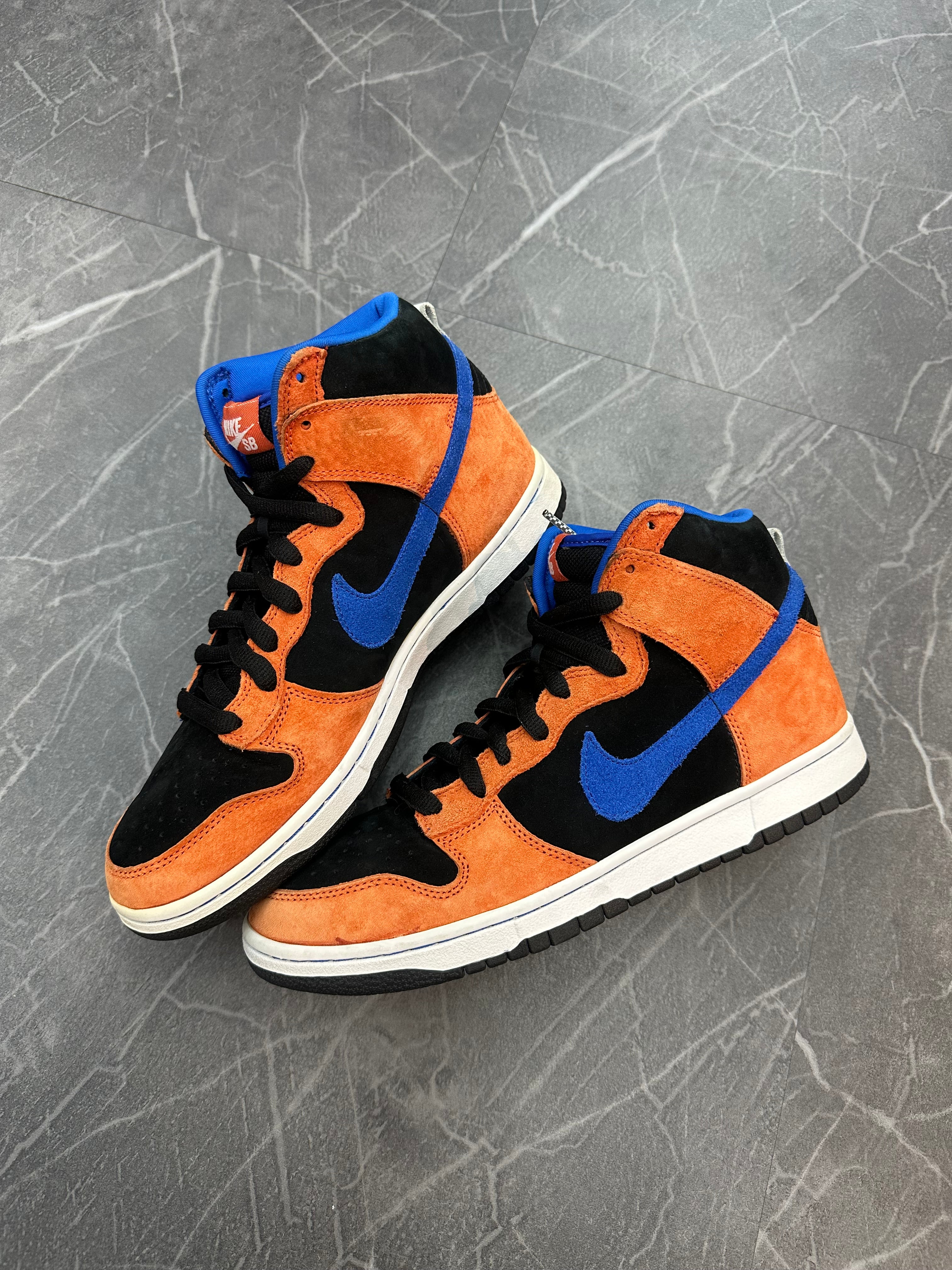 Nike SB Dunk High “Knicks” (2010)