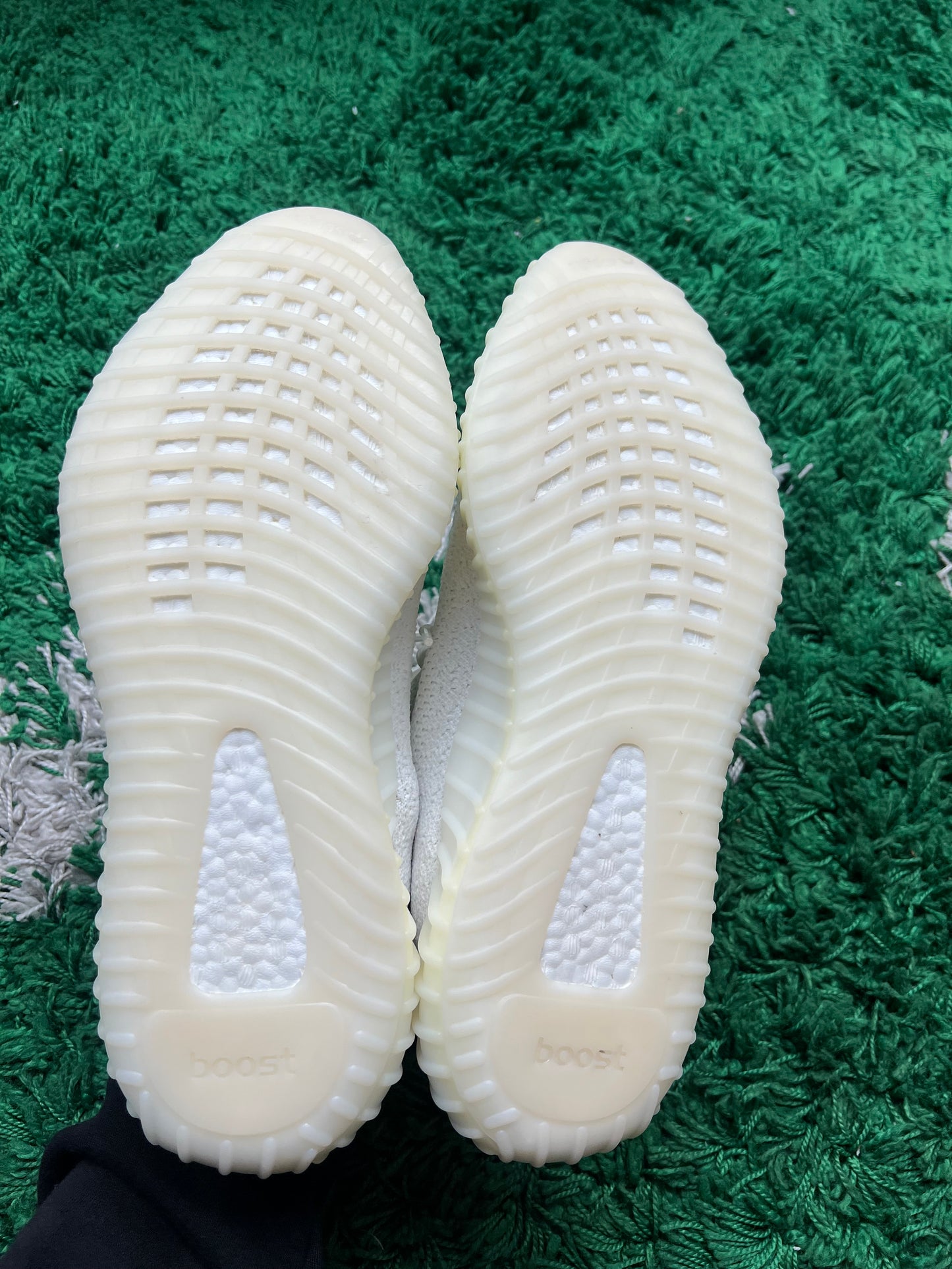 Yeezy 350 “Cream White”