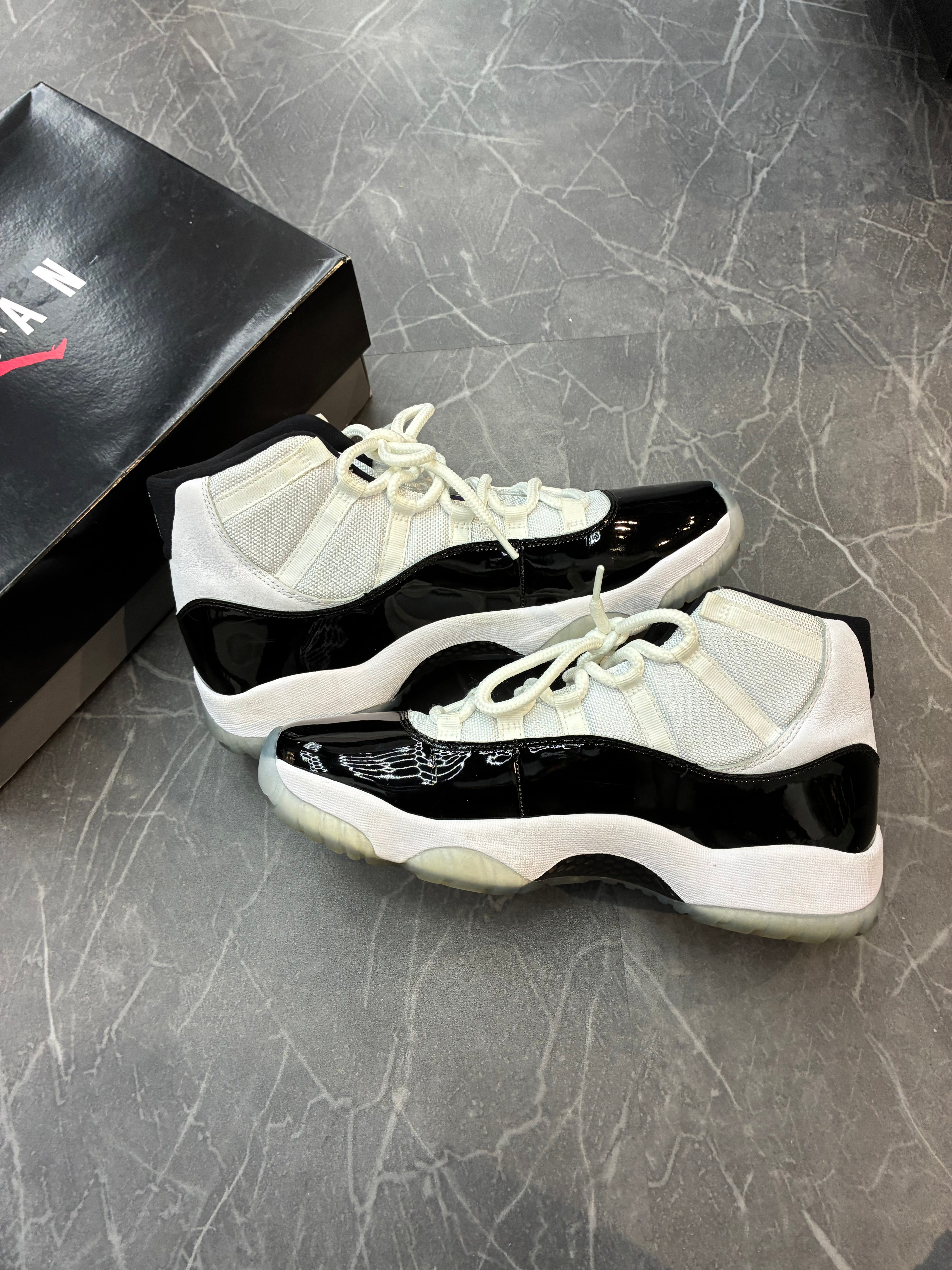 Jordan 11 “Concord”