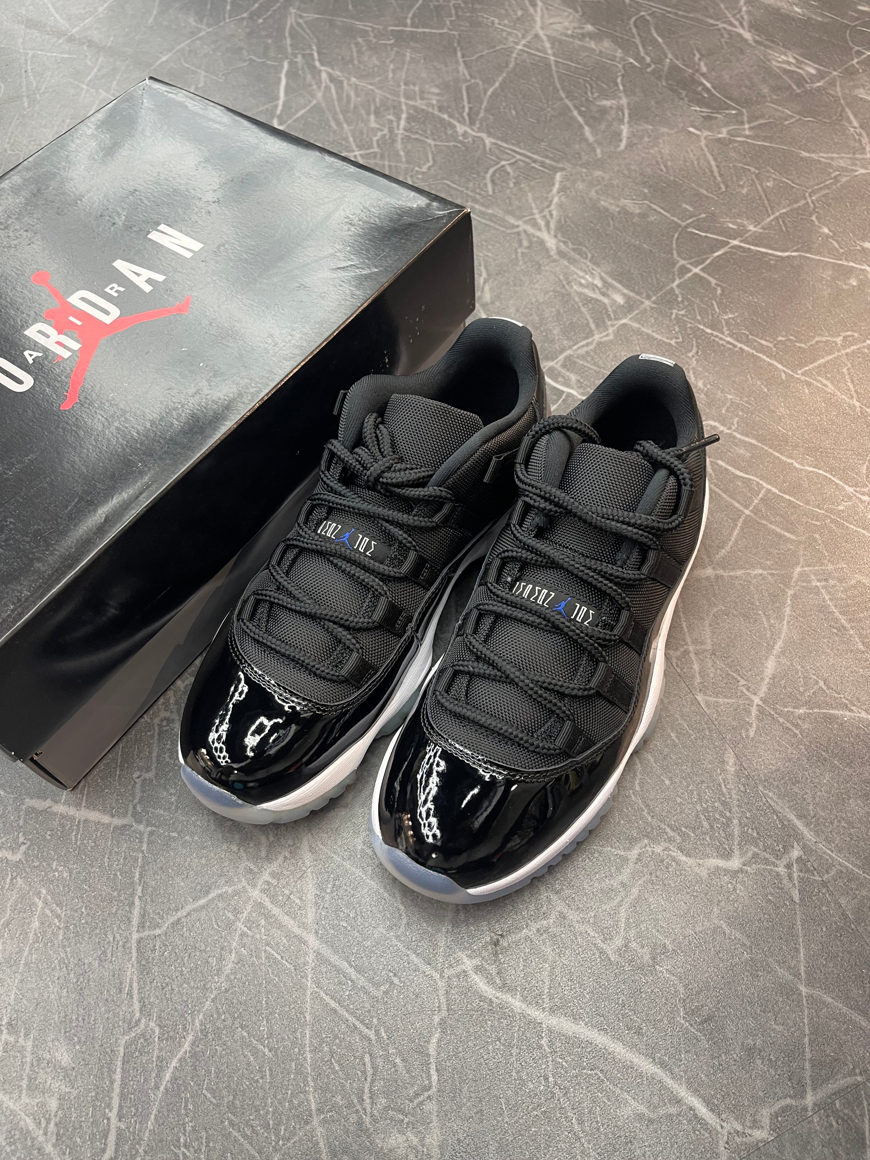 Jordan 11 Low “Space Jam”