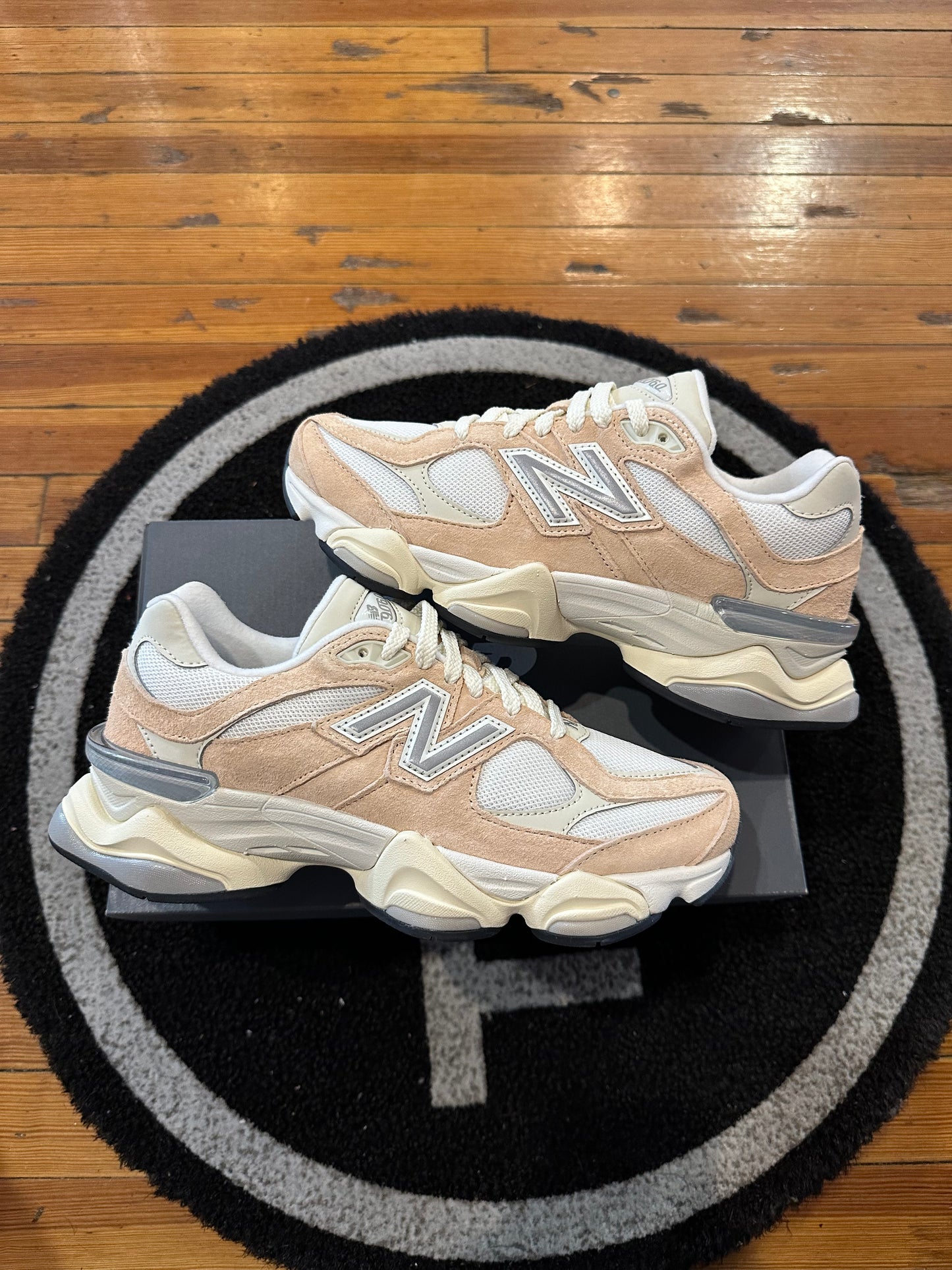 New Balance 9060 “Vintage Rose”