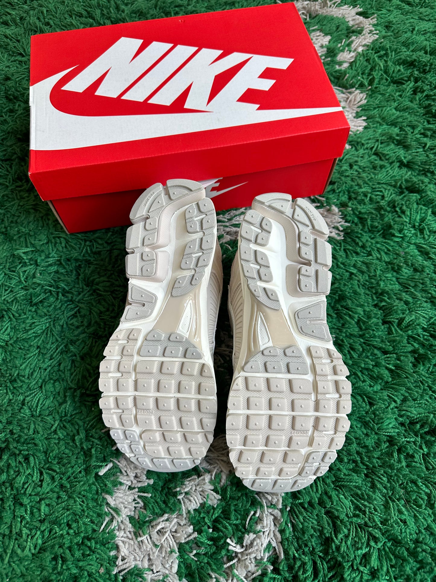 Nike Zoom Vomero 5 “Light Orewood Brown”