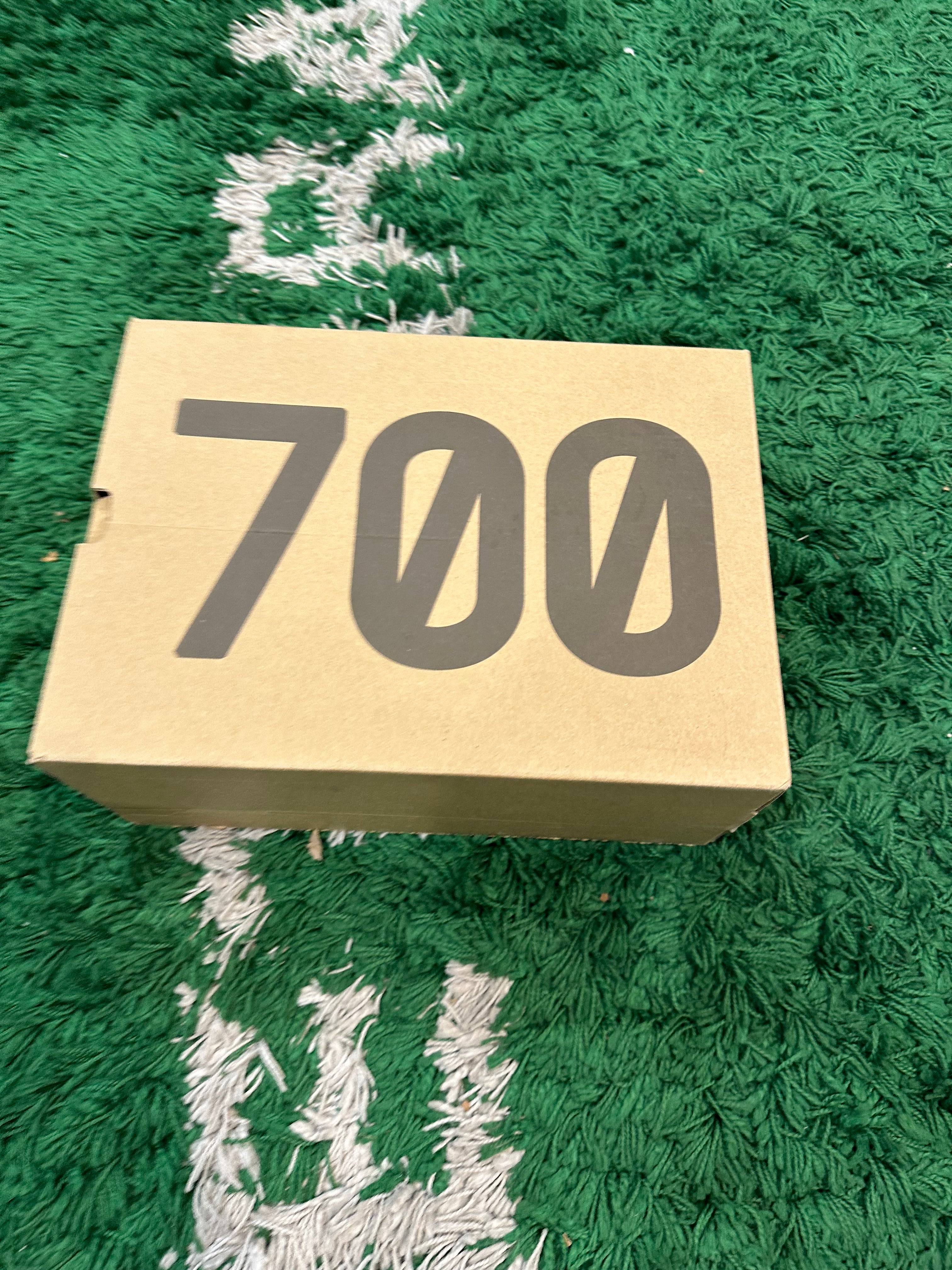 Yeezy 700 V3 “Copper Fade”