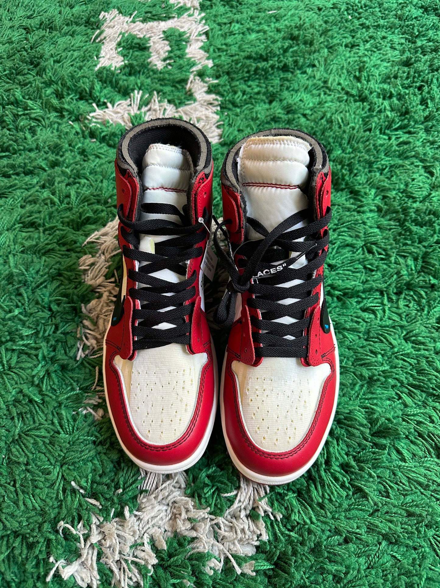 Off-White Jordan 1 High “Chicago”