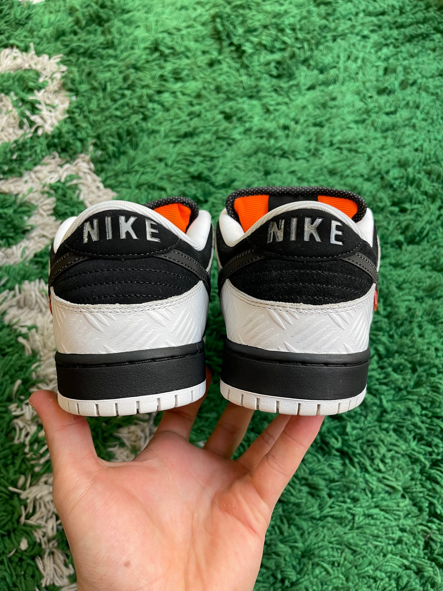 Nike Dunk Low SB “Tightbooth”