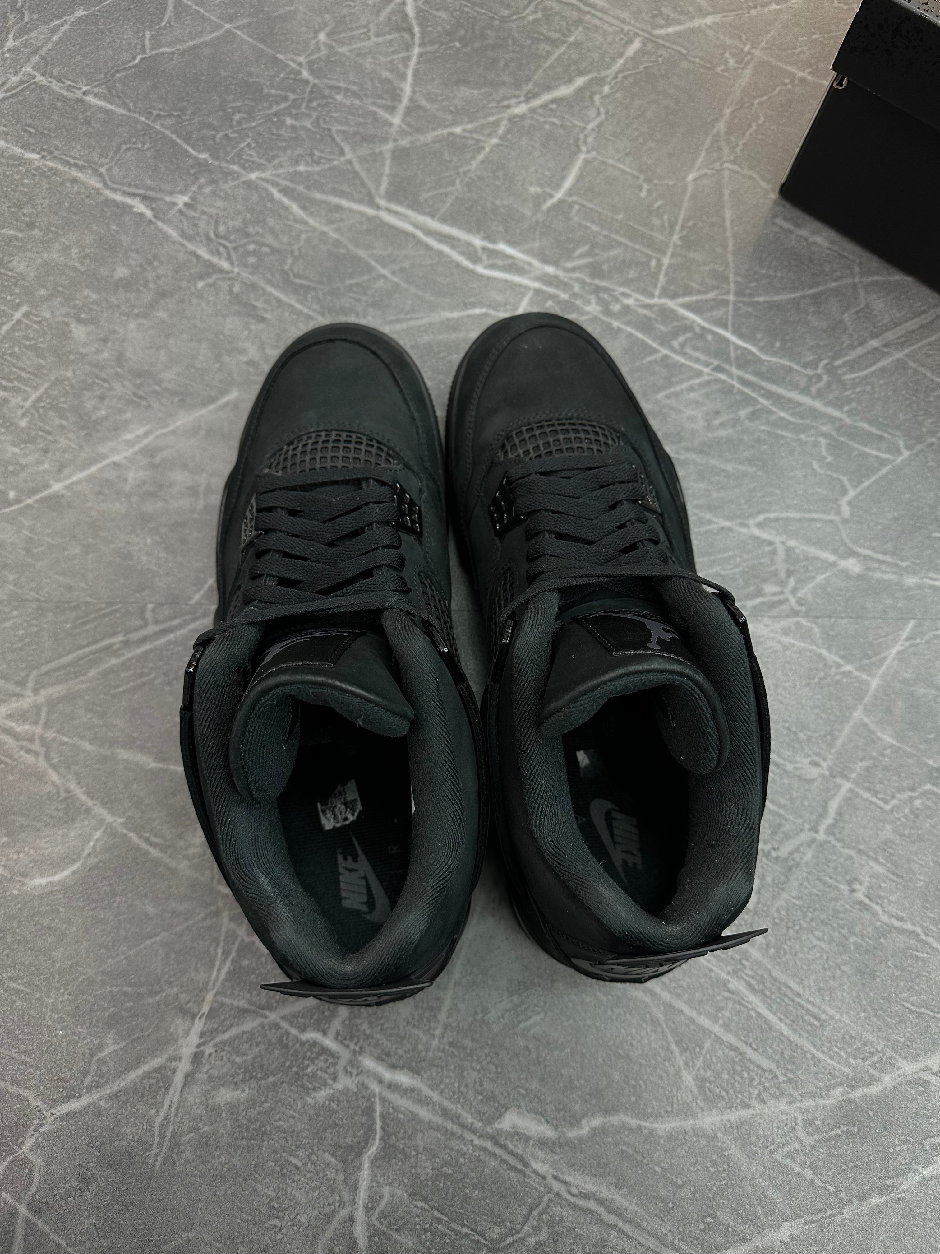 Jordan 4 “Black Cat” (2025)