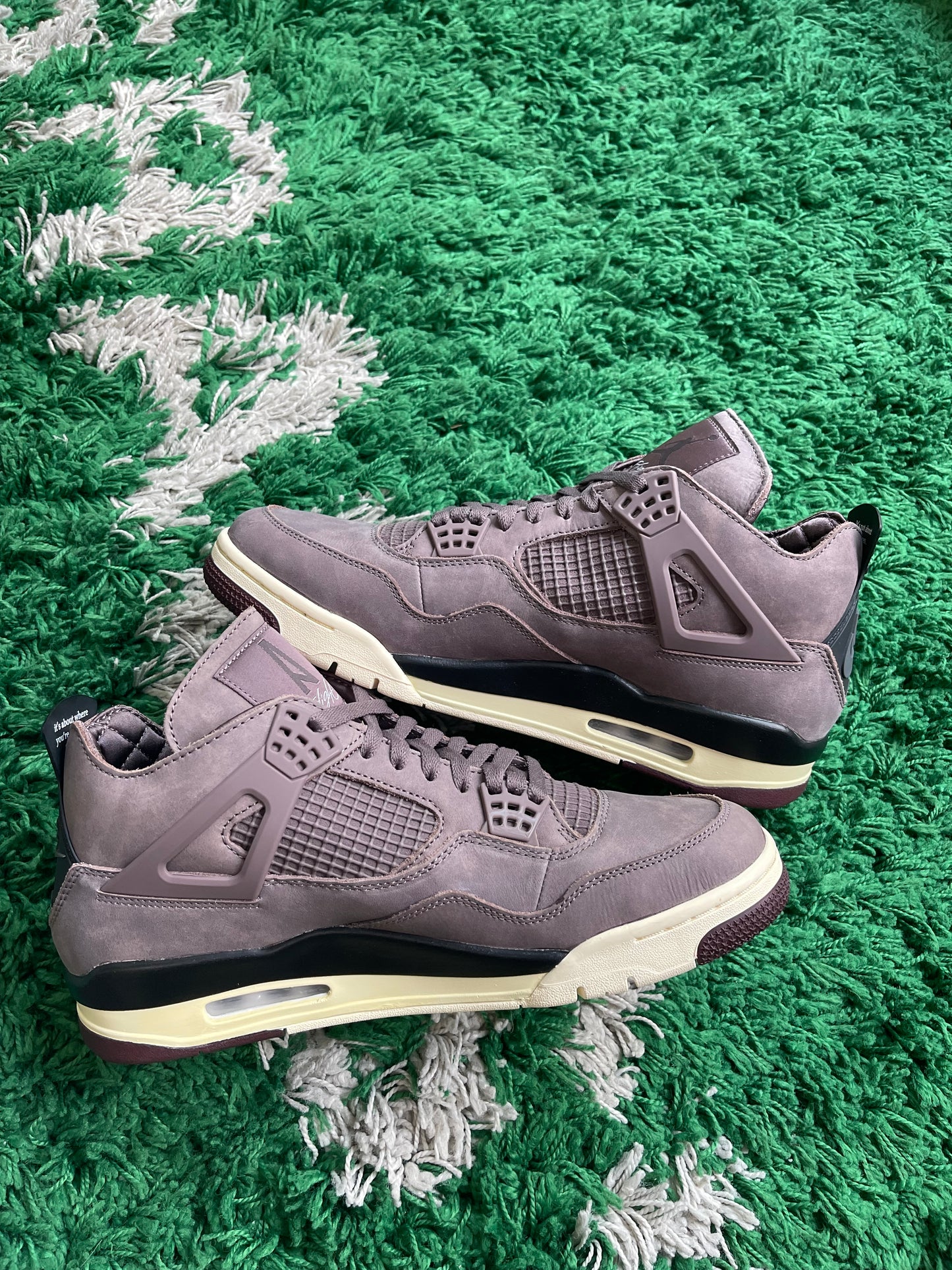 Jordan 4 x A Ma Maniere “Violet Ore”