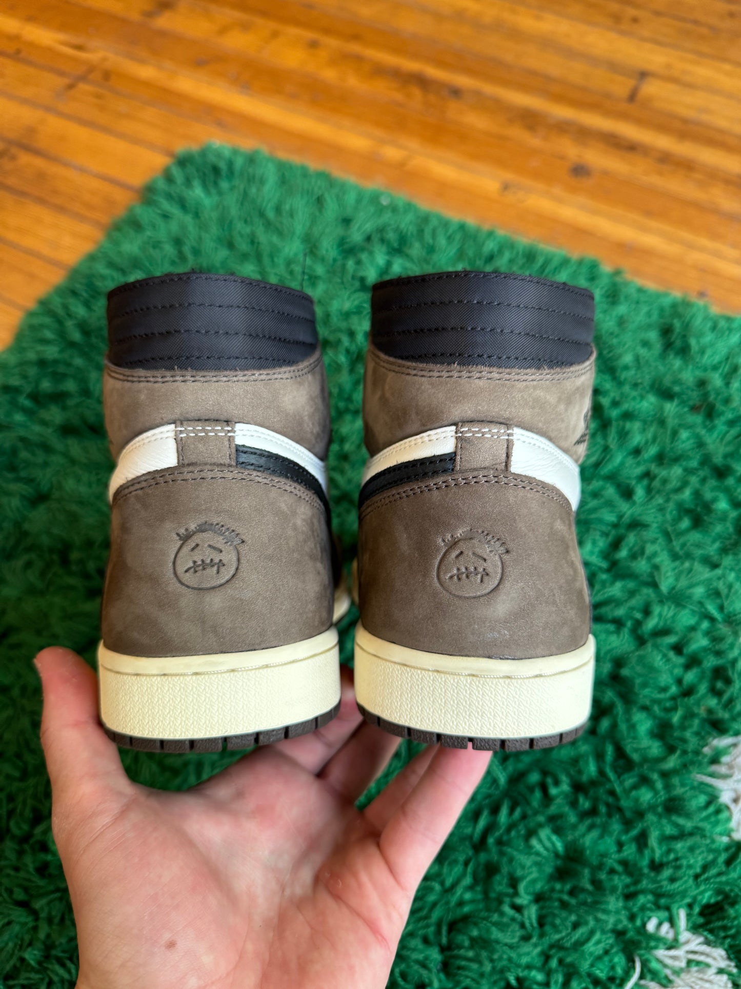 Jordan 1 High x Travis Scott “Mocha”