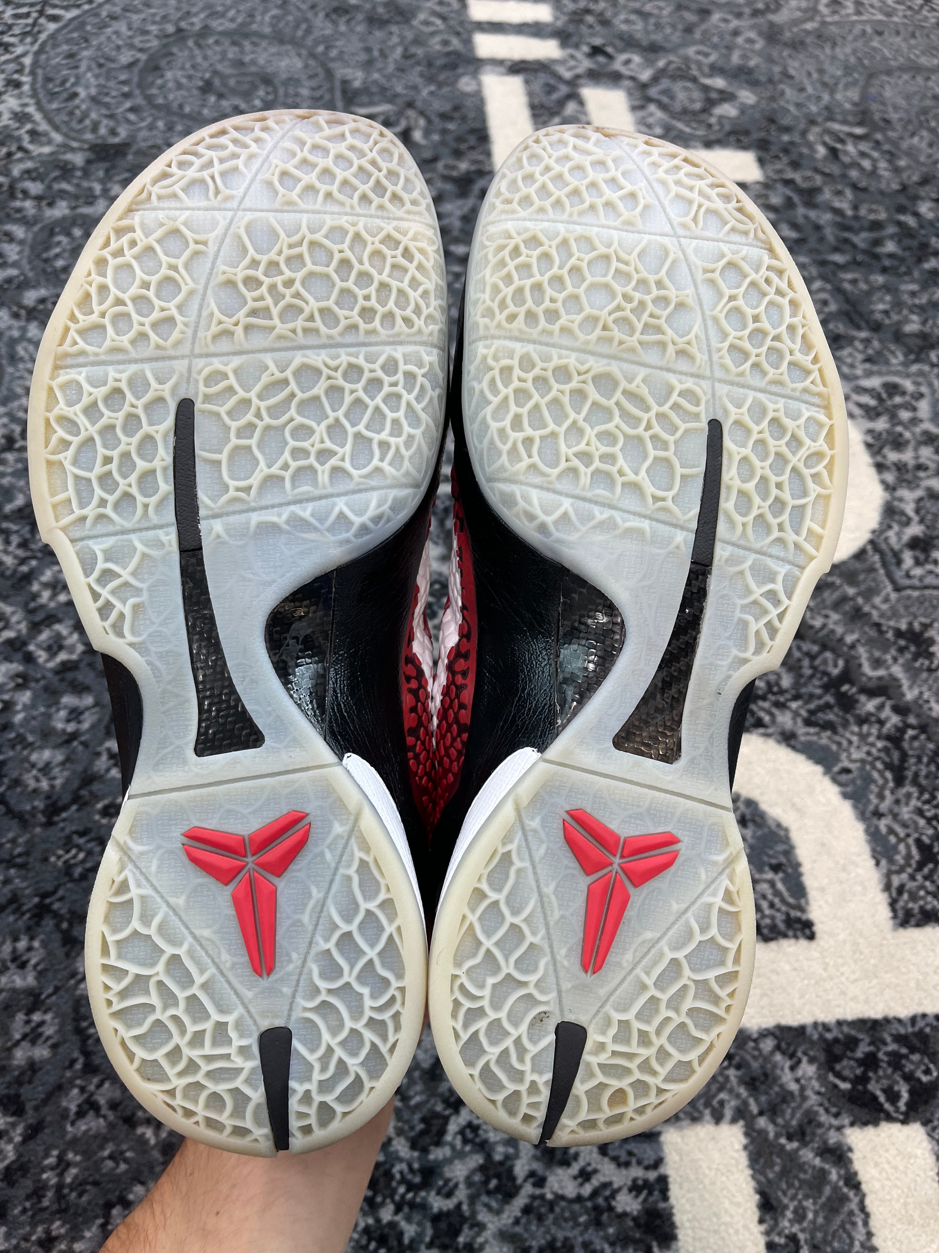 Kobe 6 “All Star Challenge Red” (2010)
