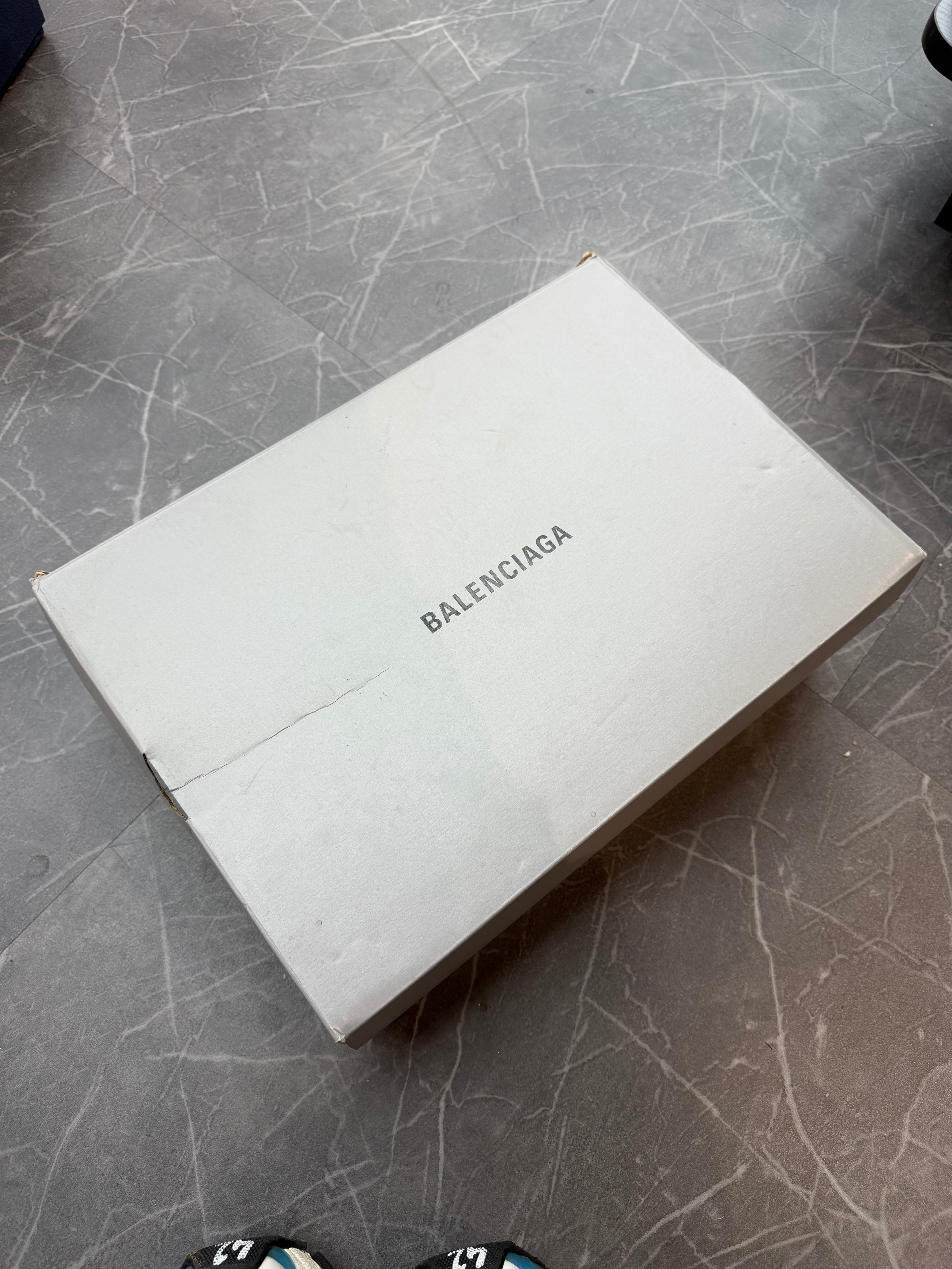 Balenciaga Runner “Multicolor”
