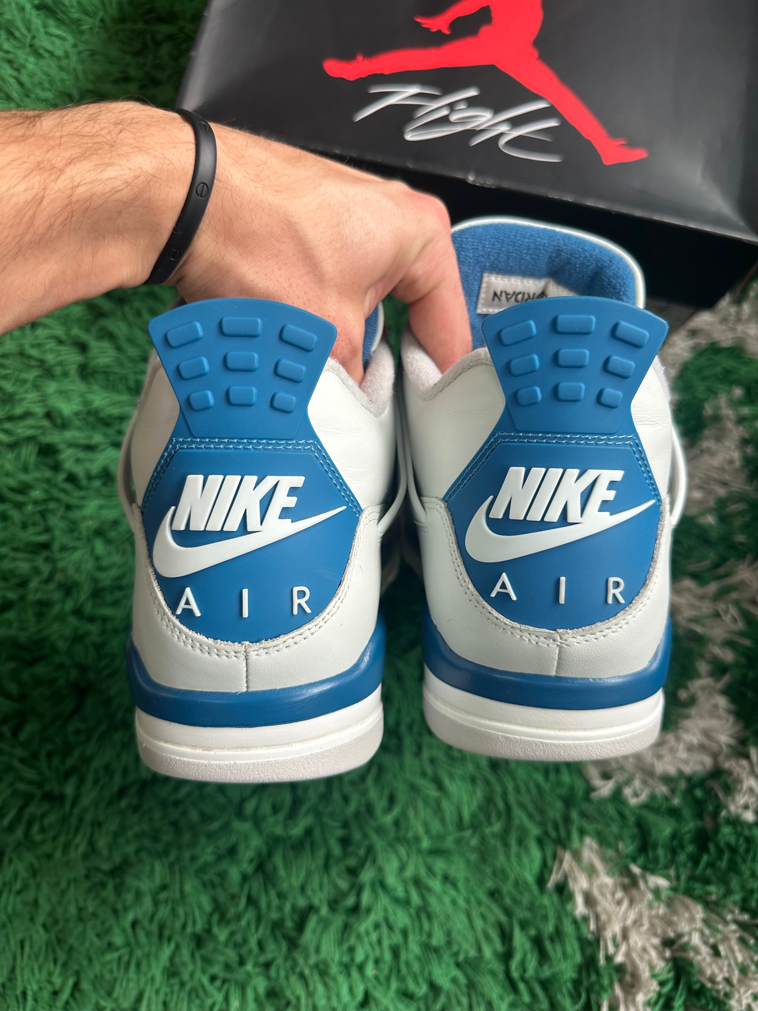 Jordan 4 “Military Blue”