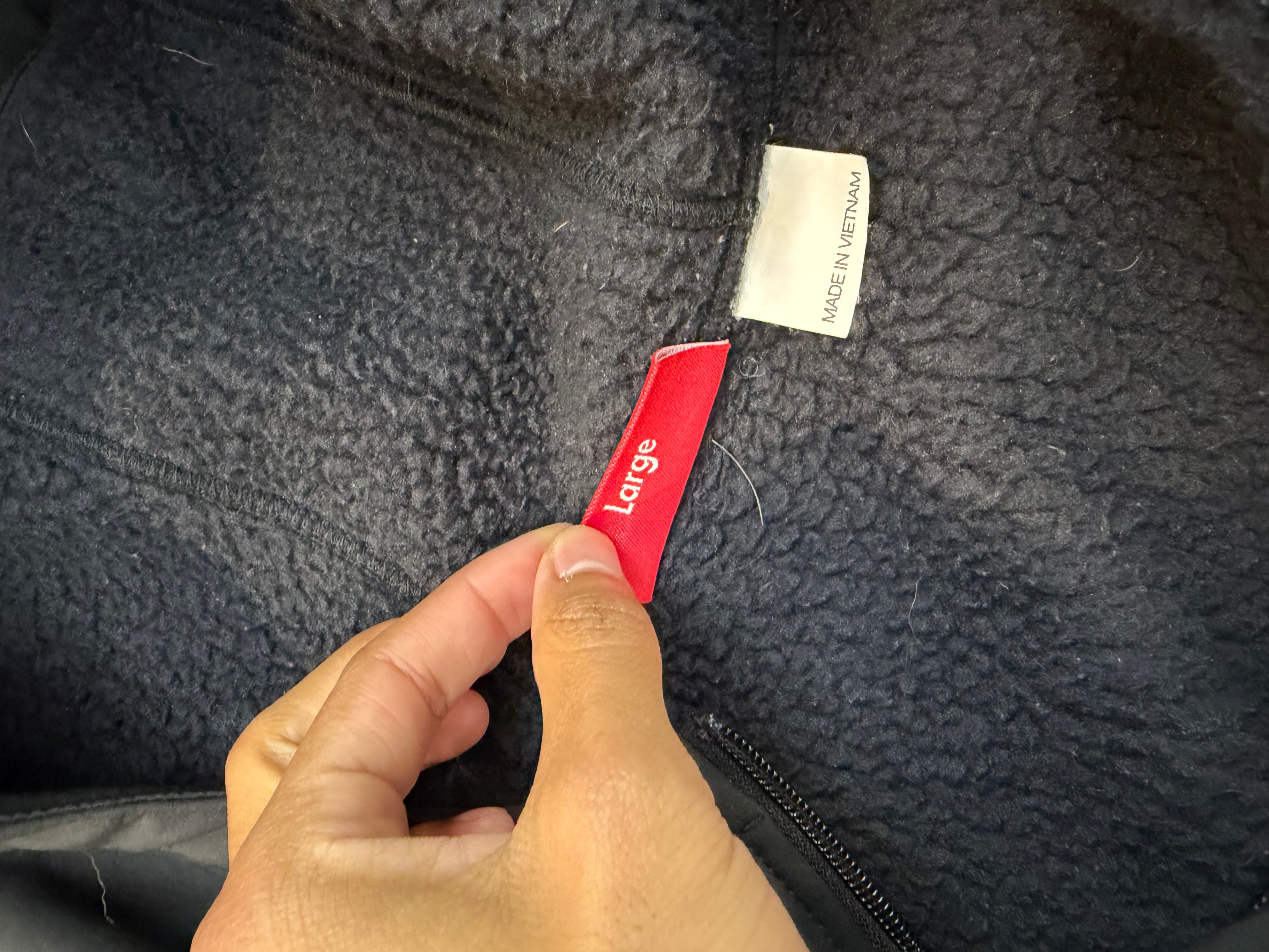 Supreme x WINDSTOPPER Zip-Up “Black”