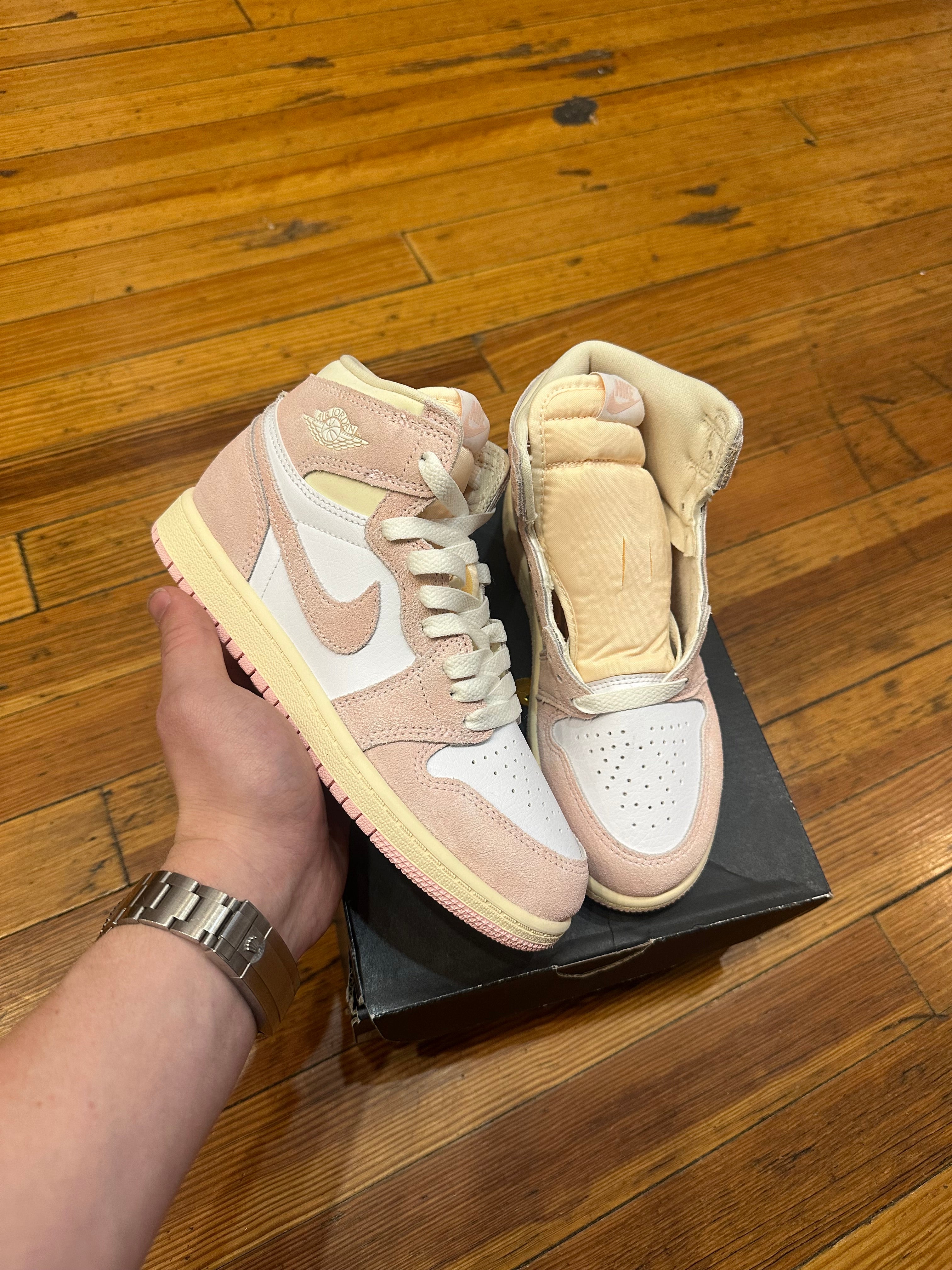 Jordan 1 High “Washed Pink”