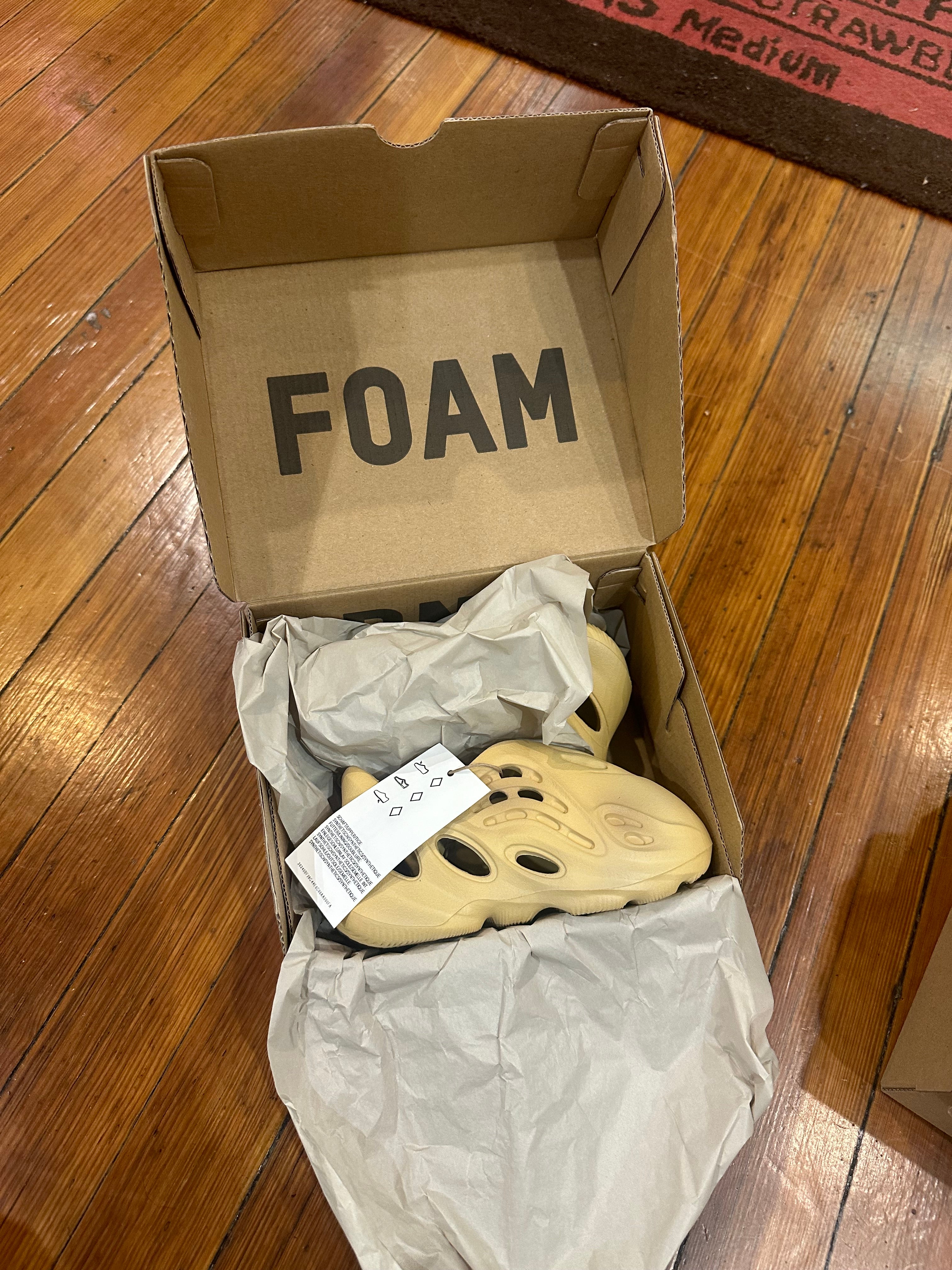 Yeezy Foam RNR “Desert Sand”