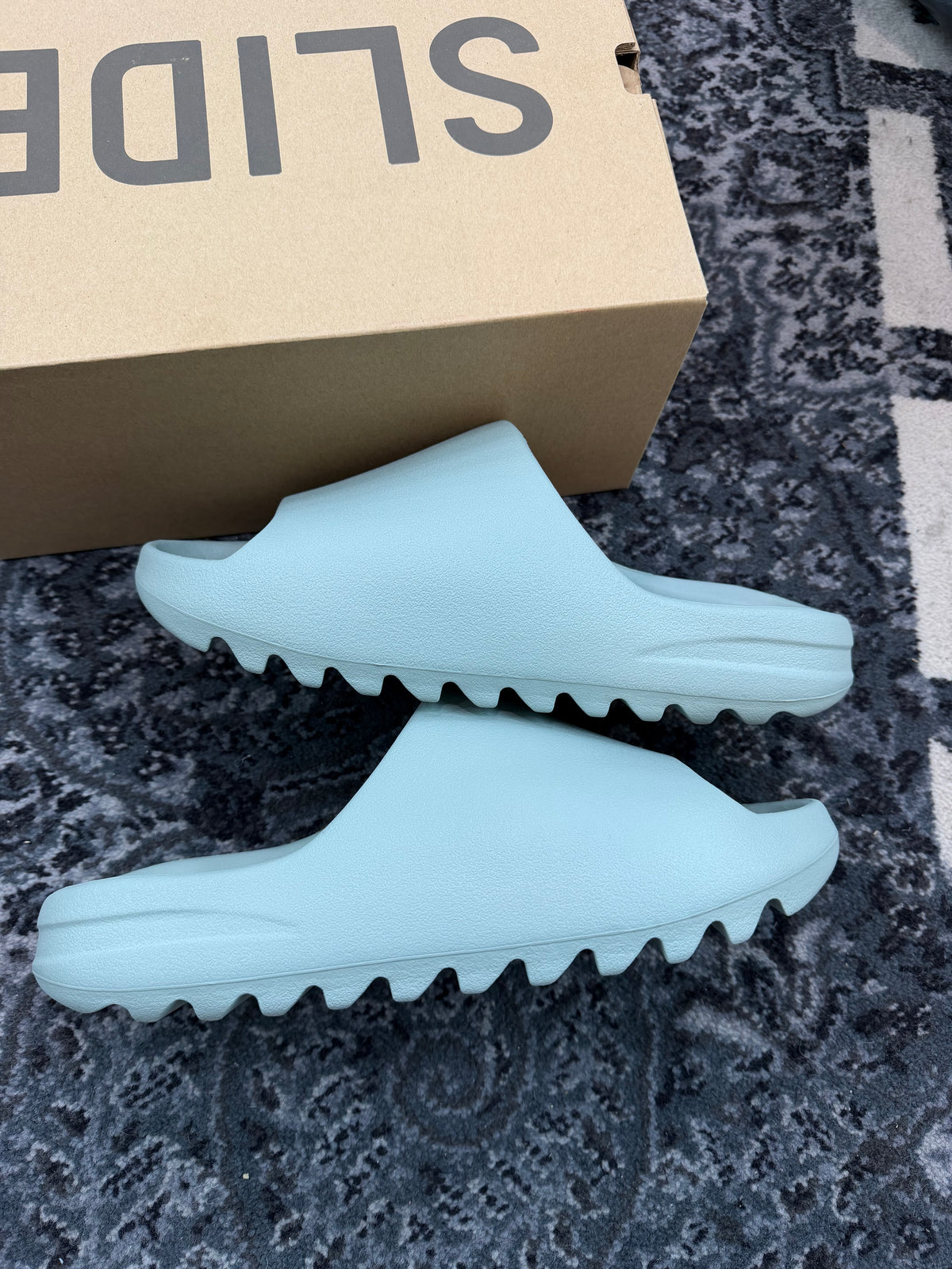 Yeezy Slides “Salt”