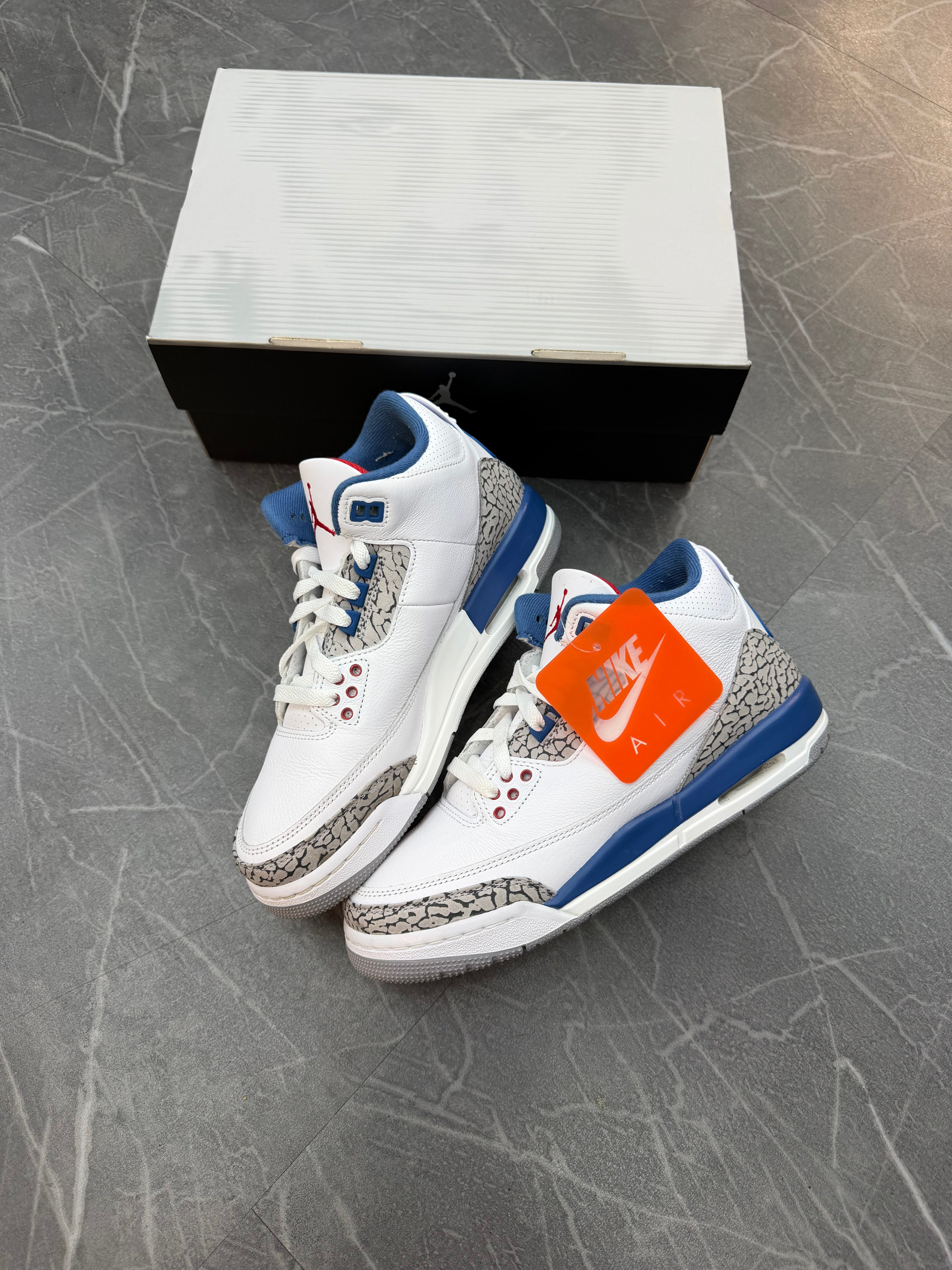 Jordan 3 “True Blue”