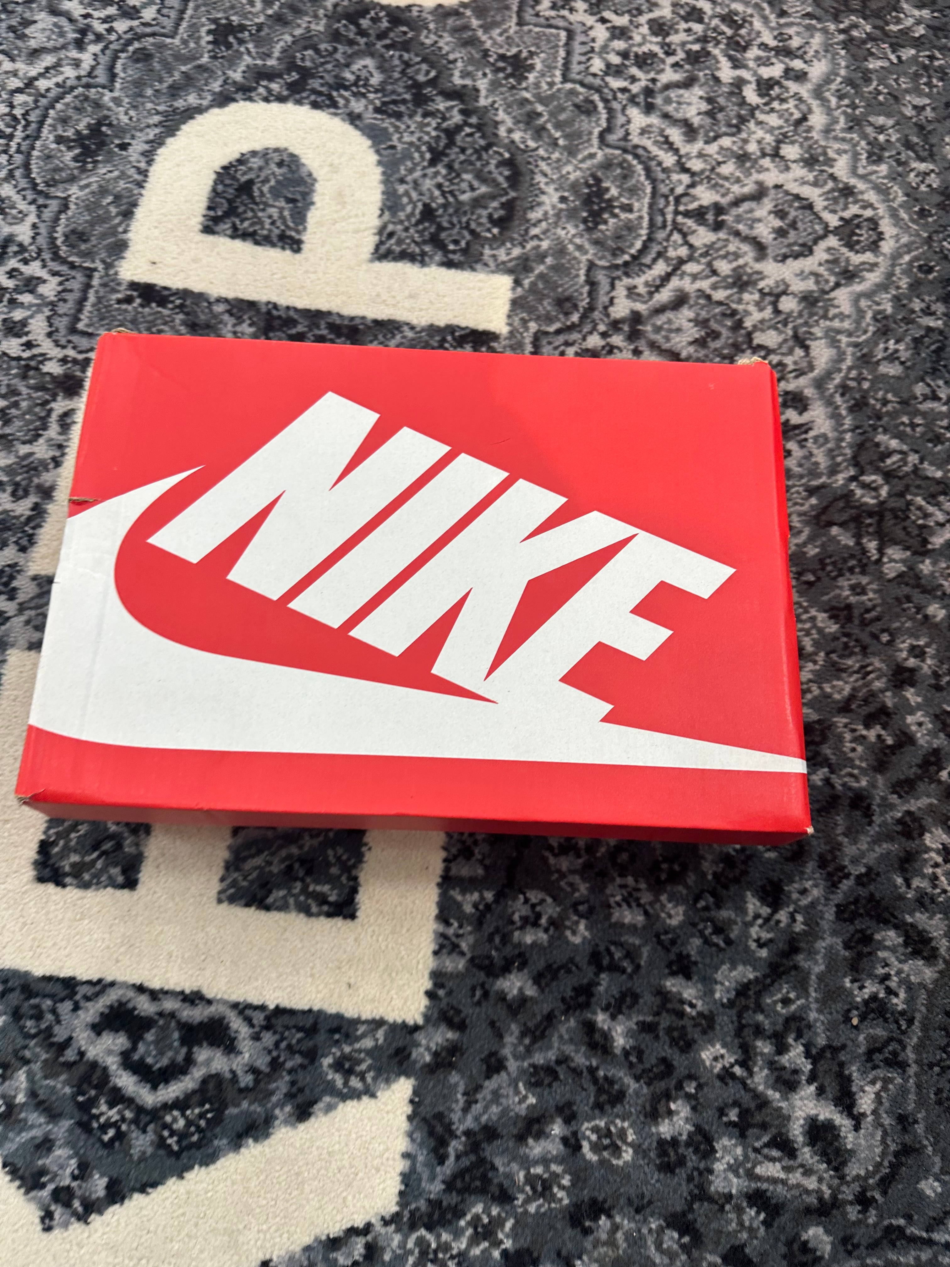 Nike Dunk Low “University Blue”