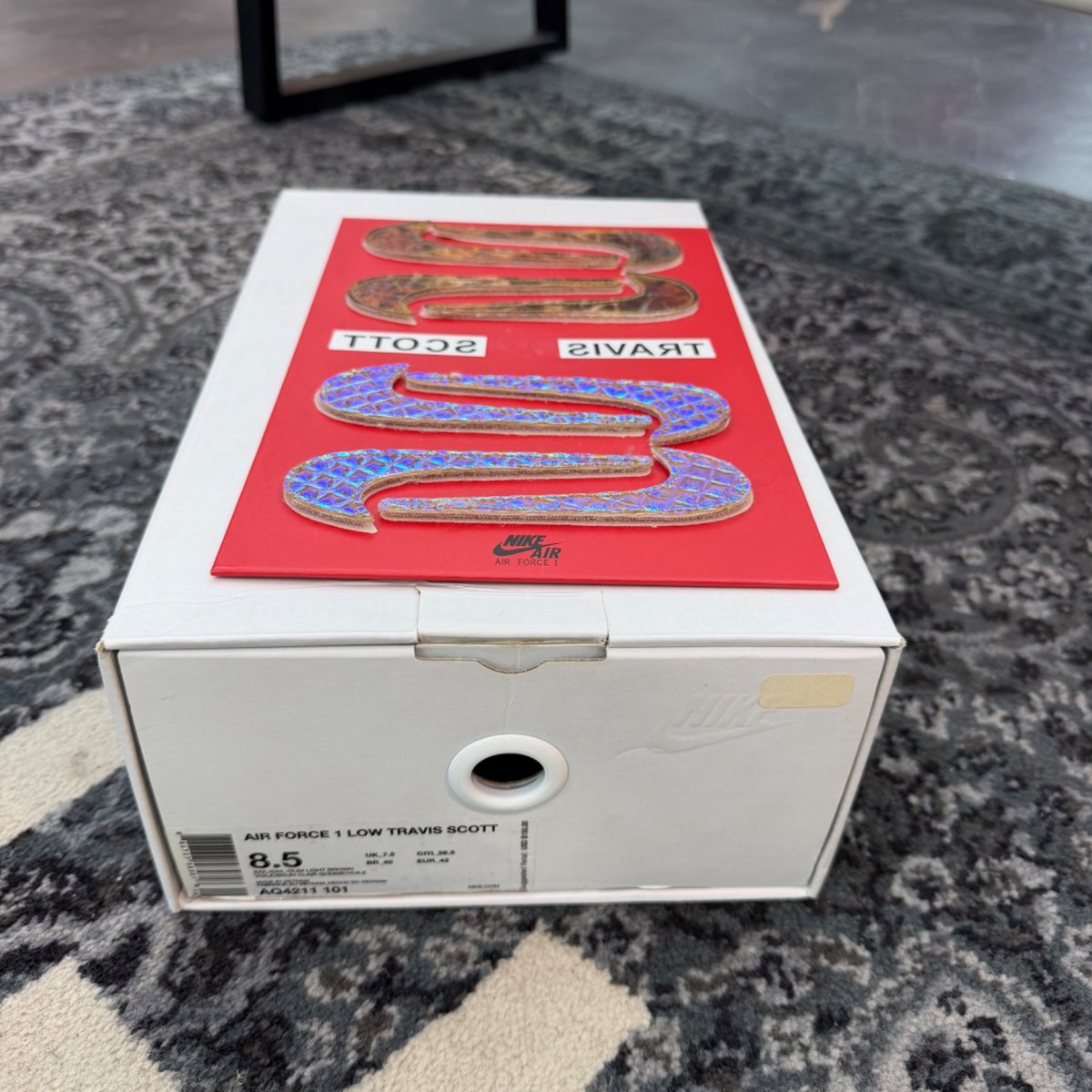 Nike Air Force 1 Low Travis Scott Sail - box