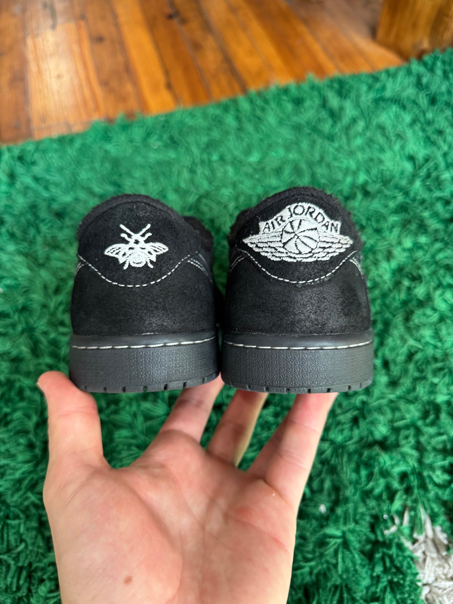 Travis Scott Jordan 1 Low “Phantom”