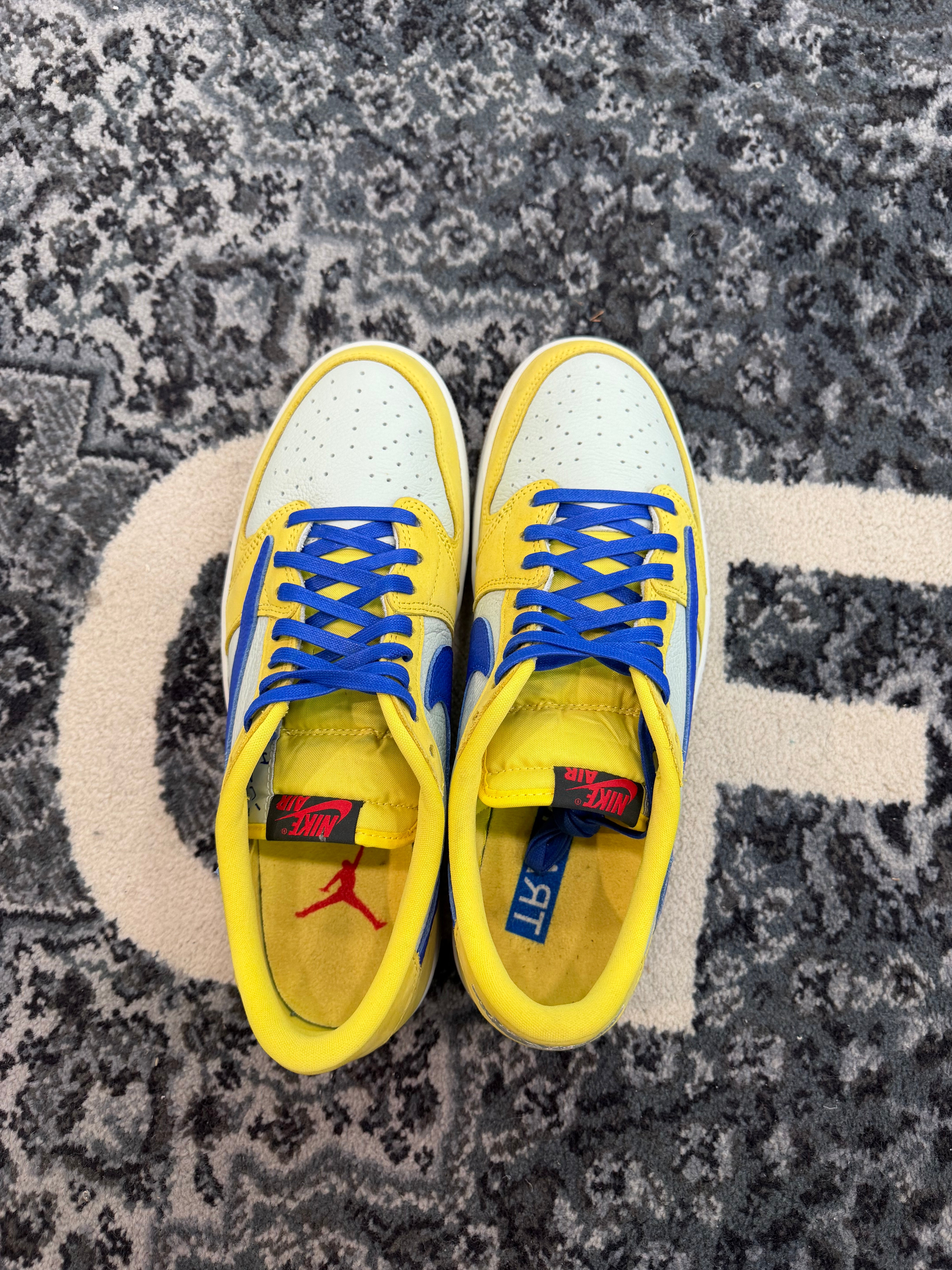 Jordan 1 Low Travis Scott “Canary”