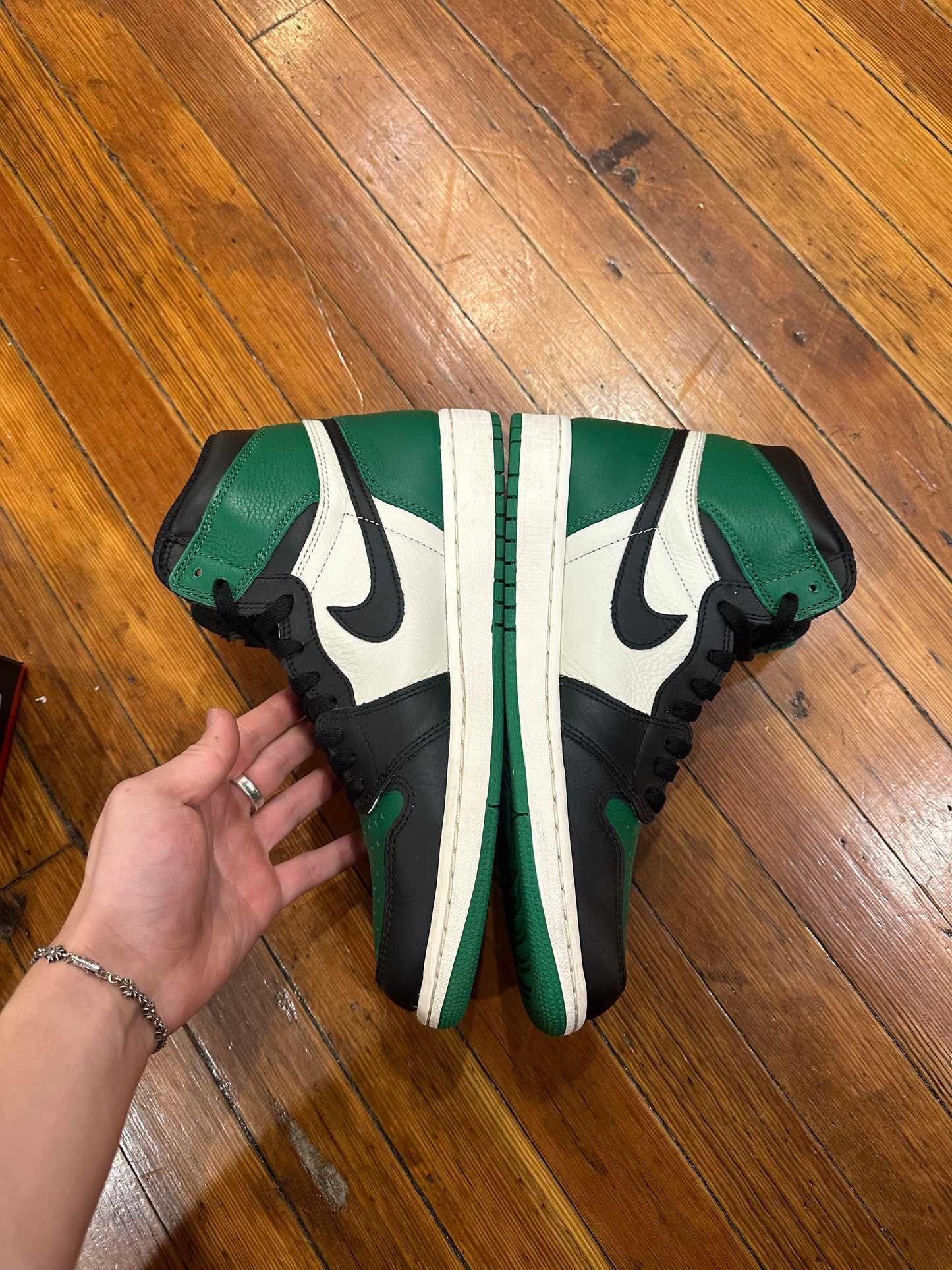 Jordan 1 High “Pine Green” 1.0