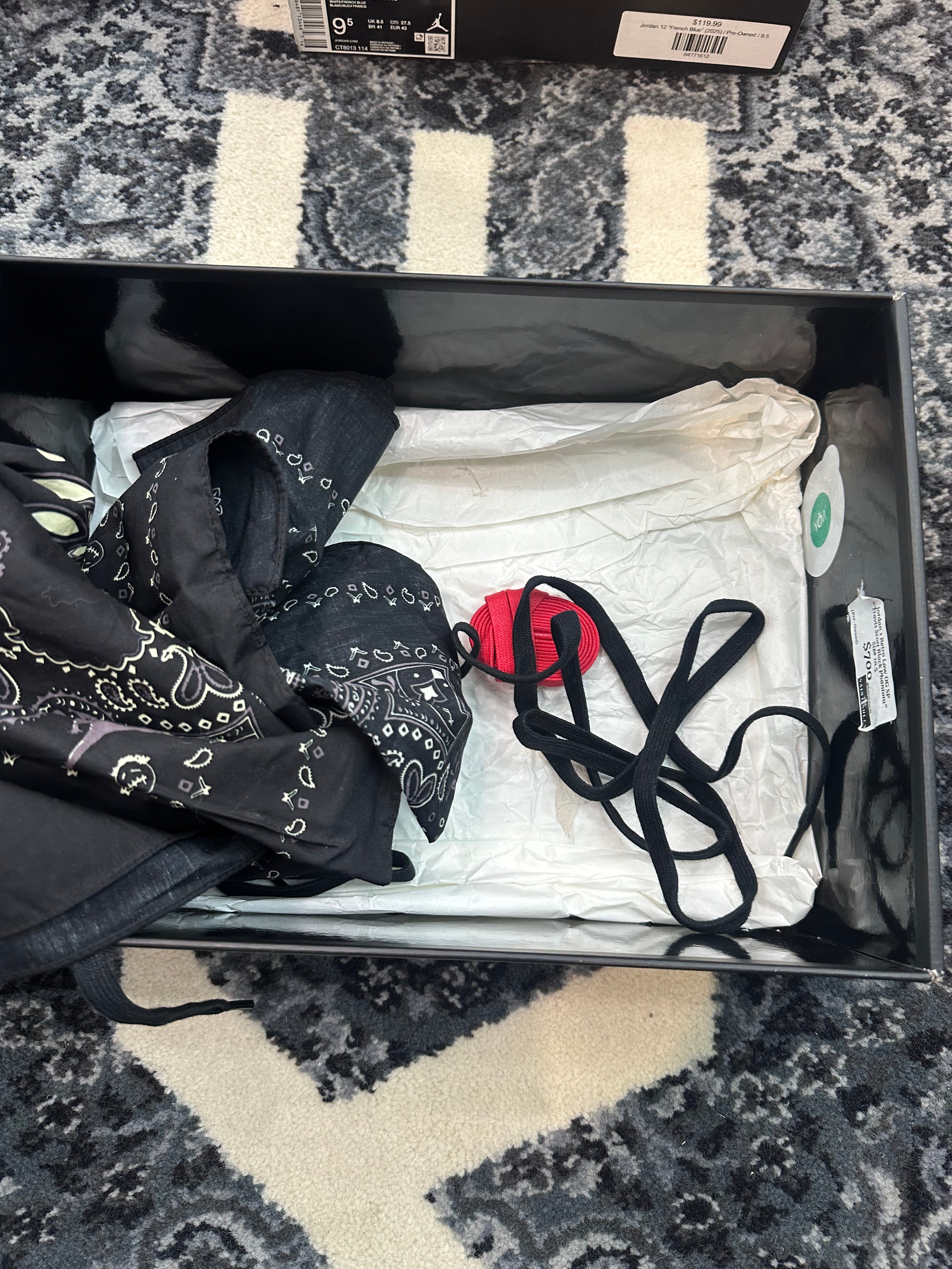 Jordan 1 Low Travis Scott “Phantom”