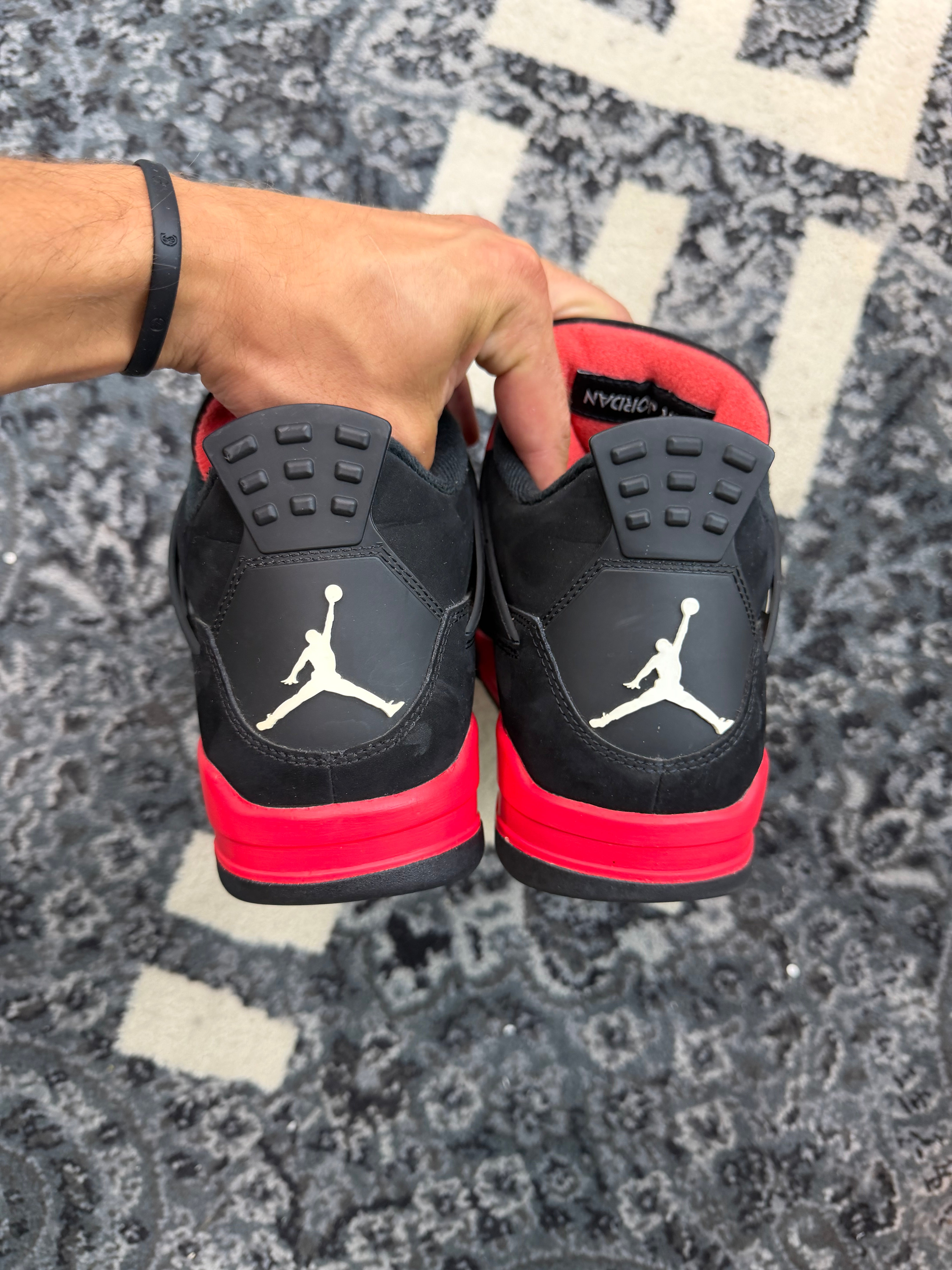 Jordan 4 “Red Thunder”