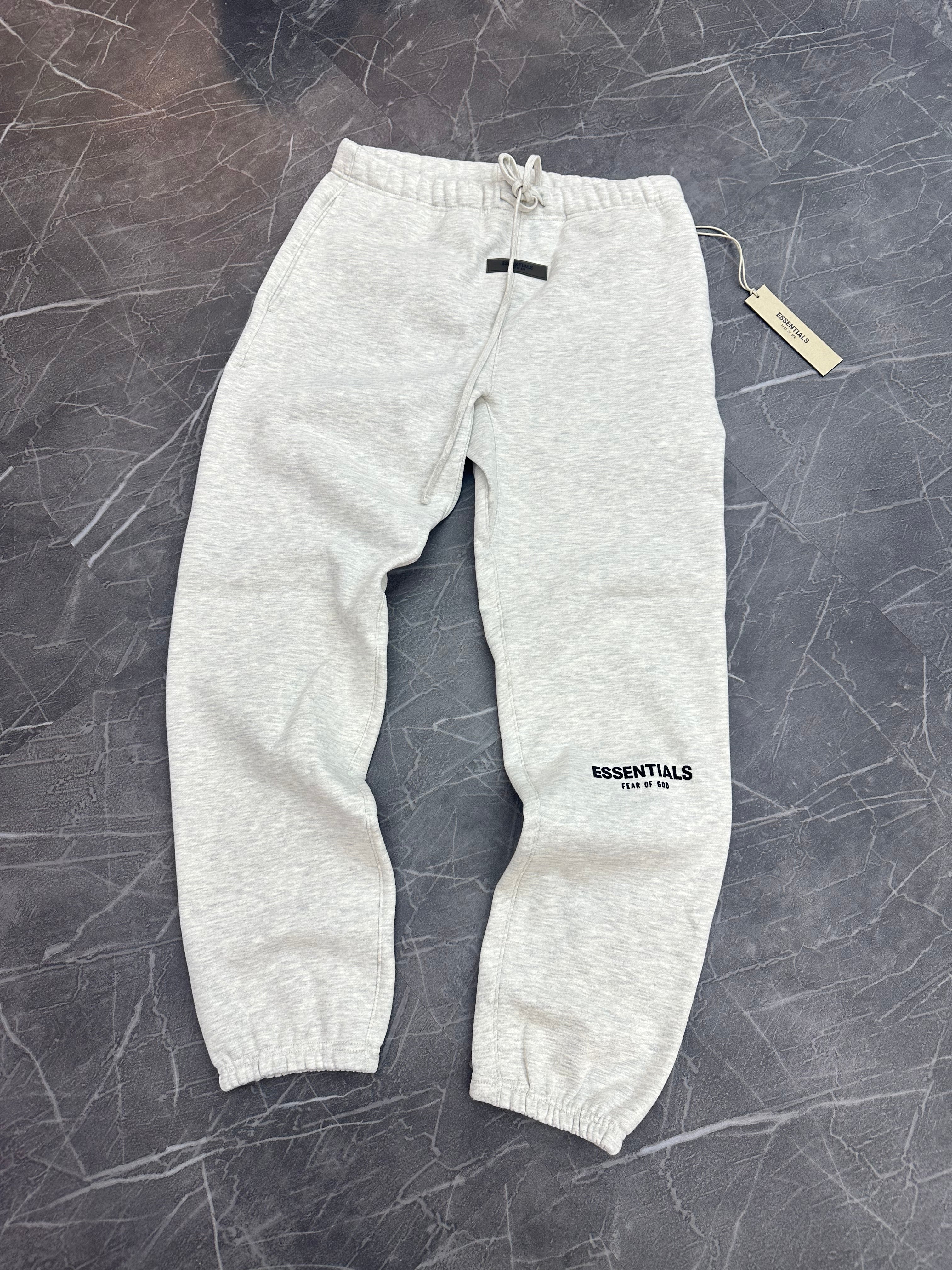 Essentials Sweatpants “Light Oatmeal”