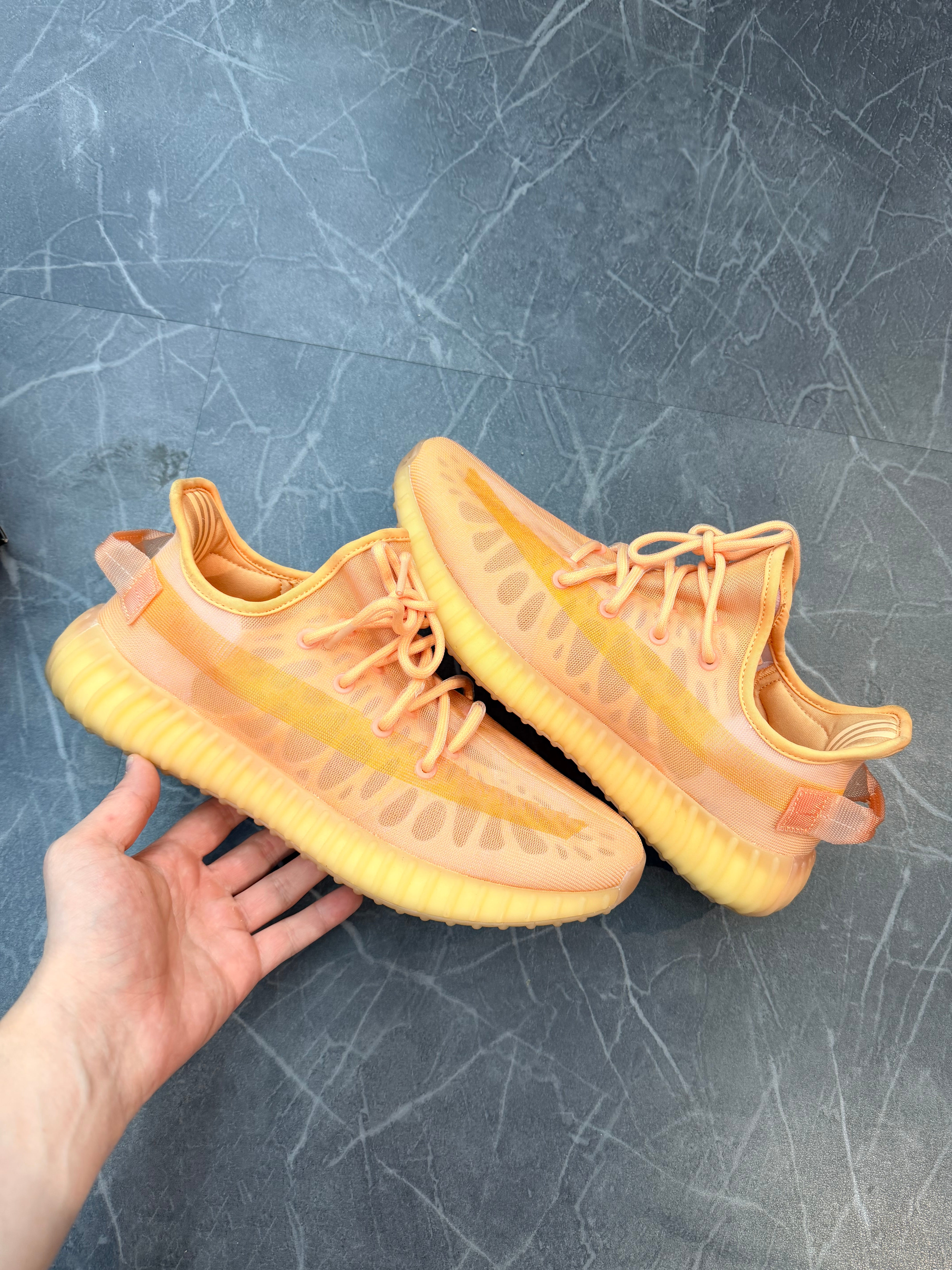 Yeezy Boost 350 “Mono Clay”