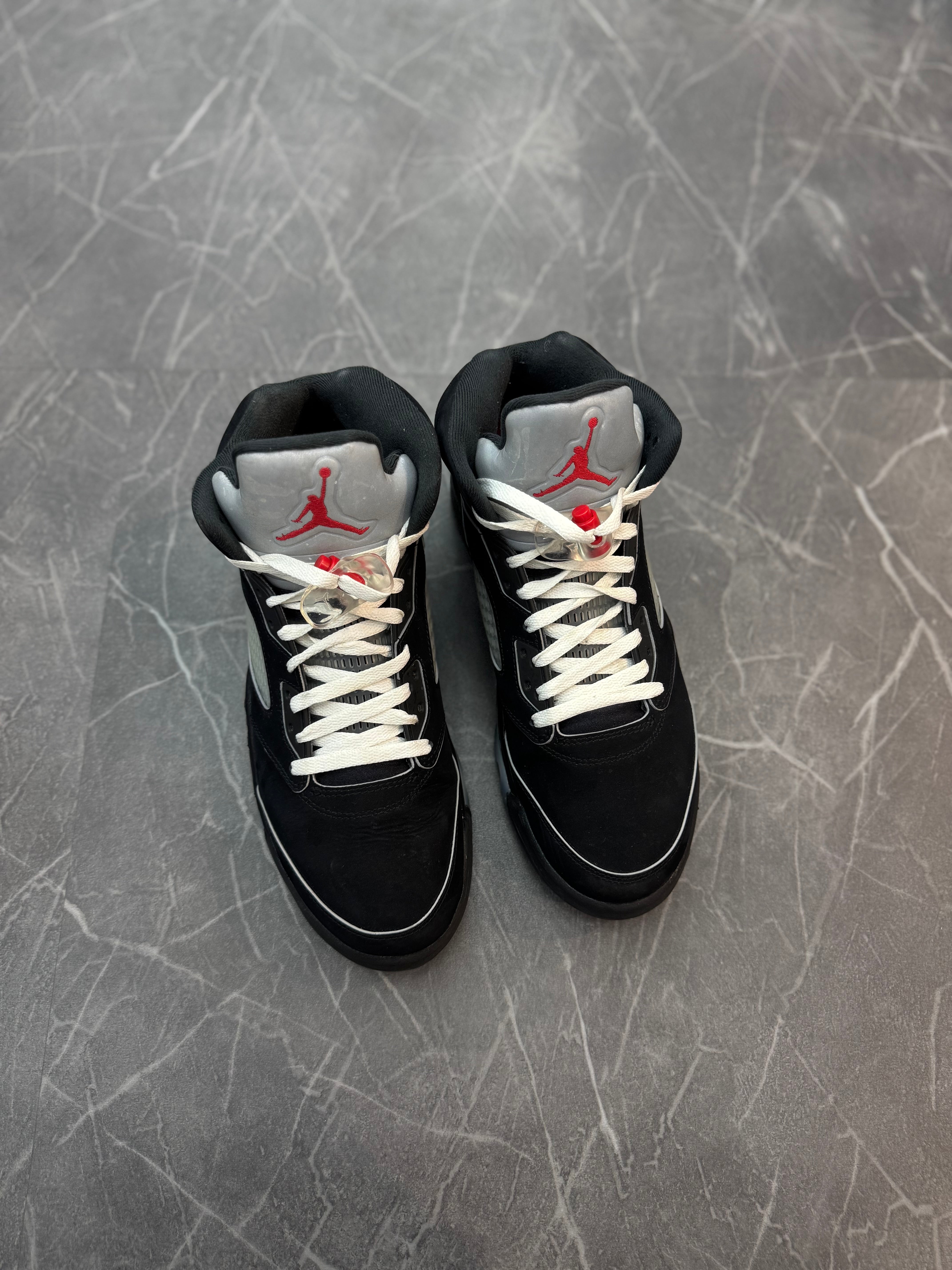 Jordan 5 Black Metallic Reimagined