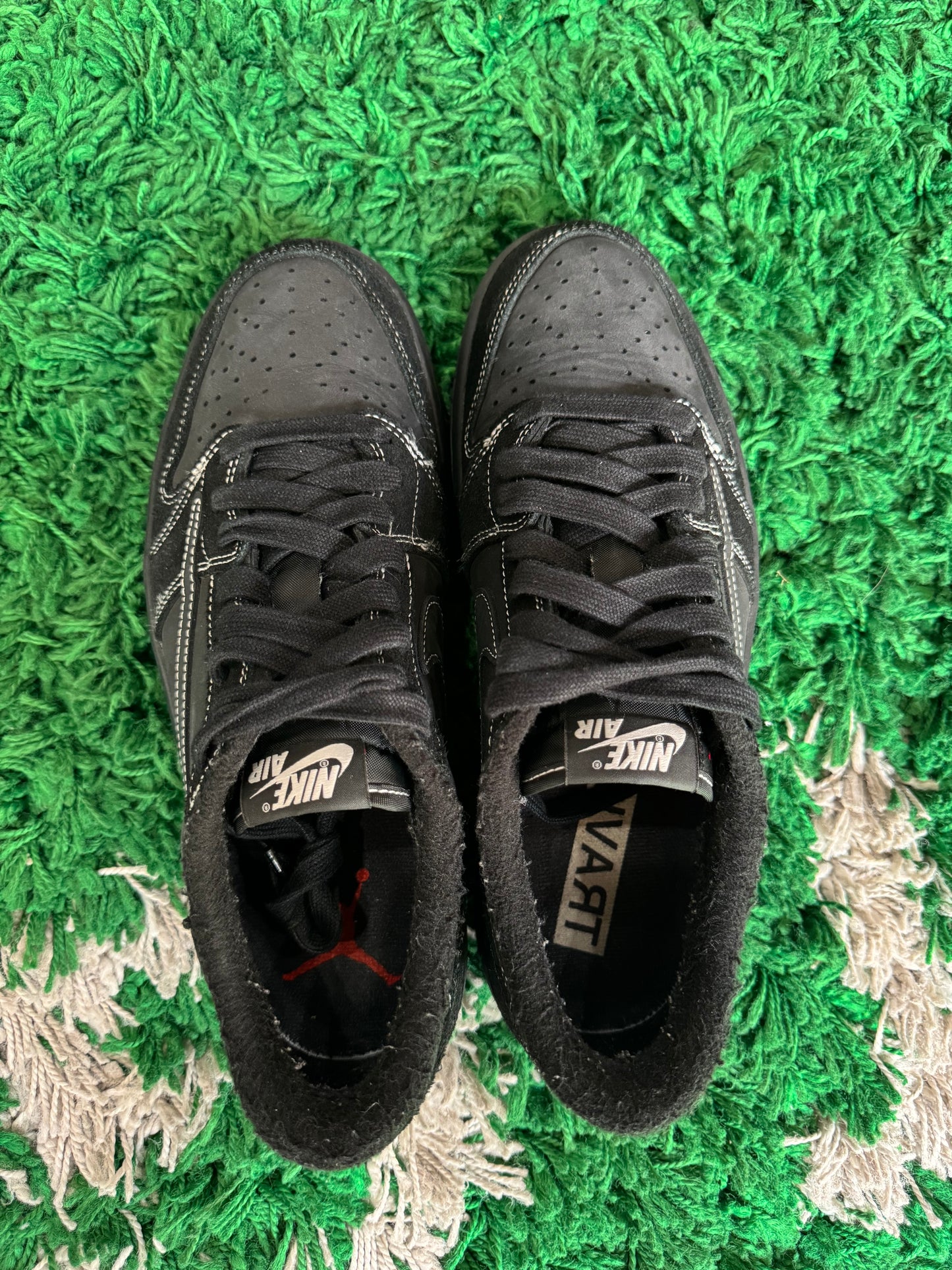 Travis Scott Jordan 1 Low “Phantom”