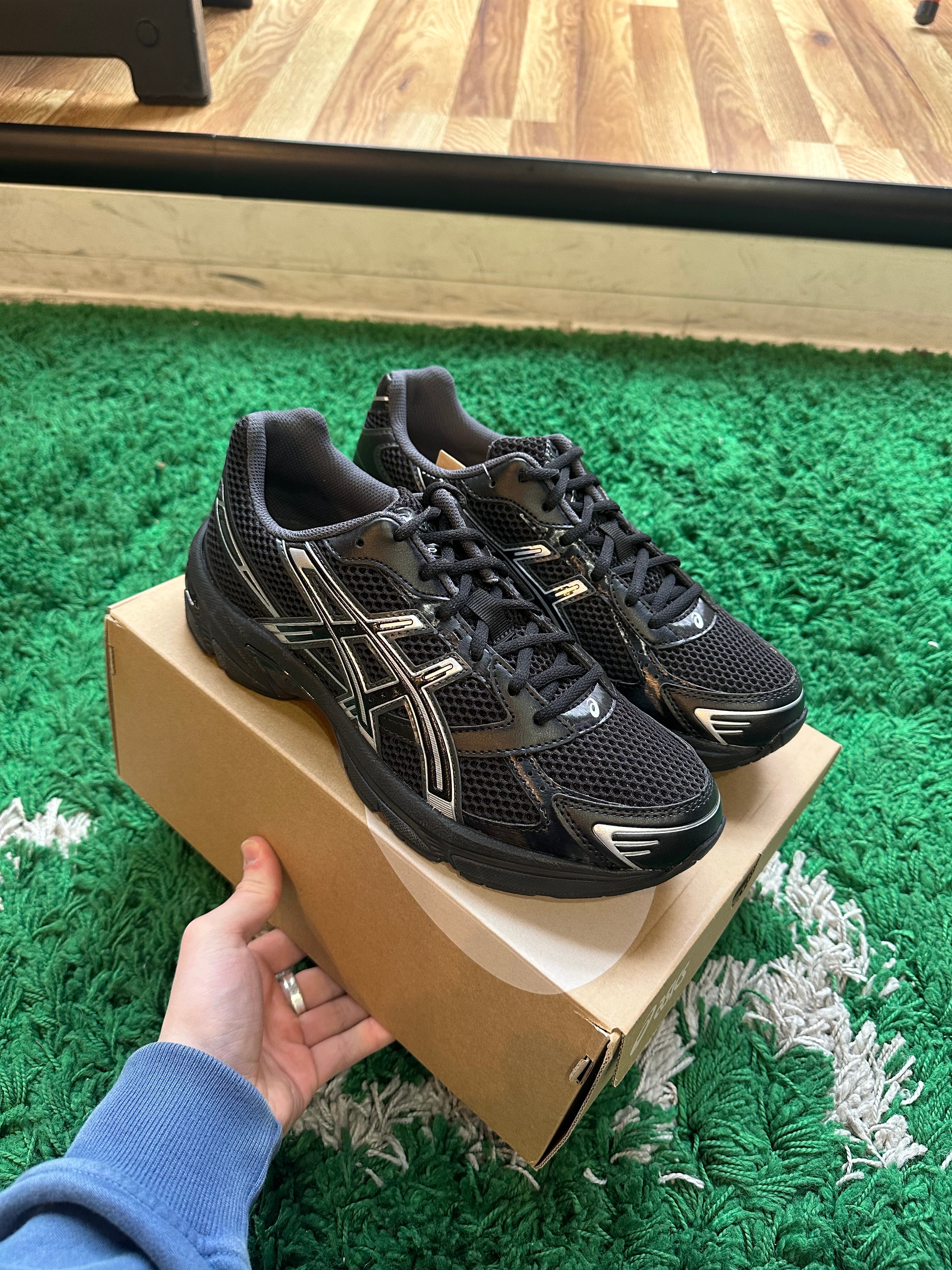 ASICS Gel-1130 “Black Pure Silver”