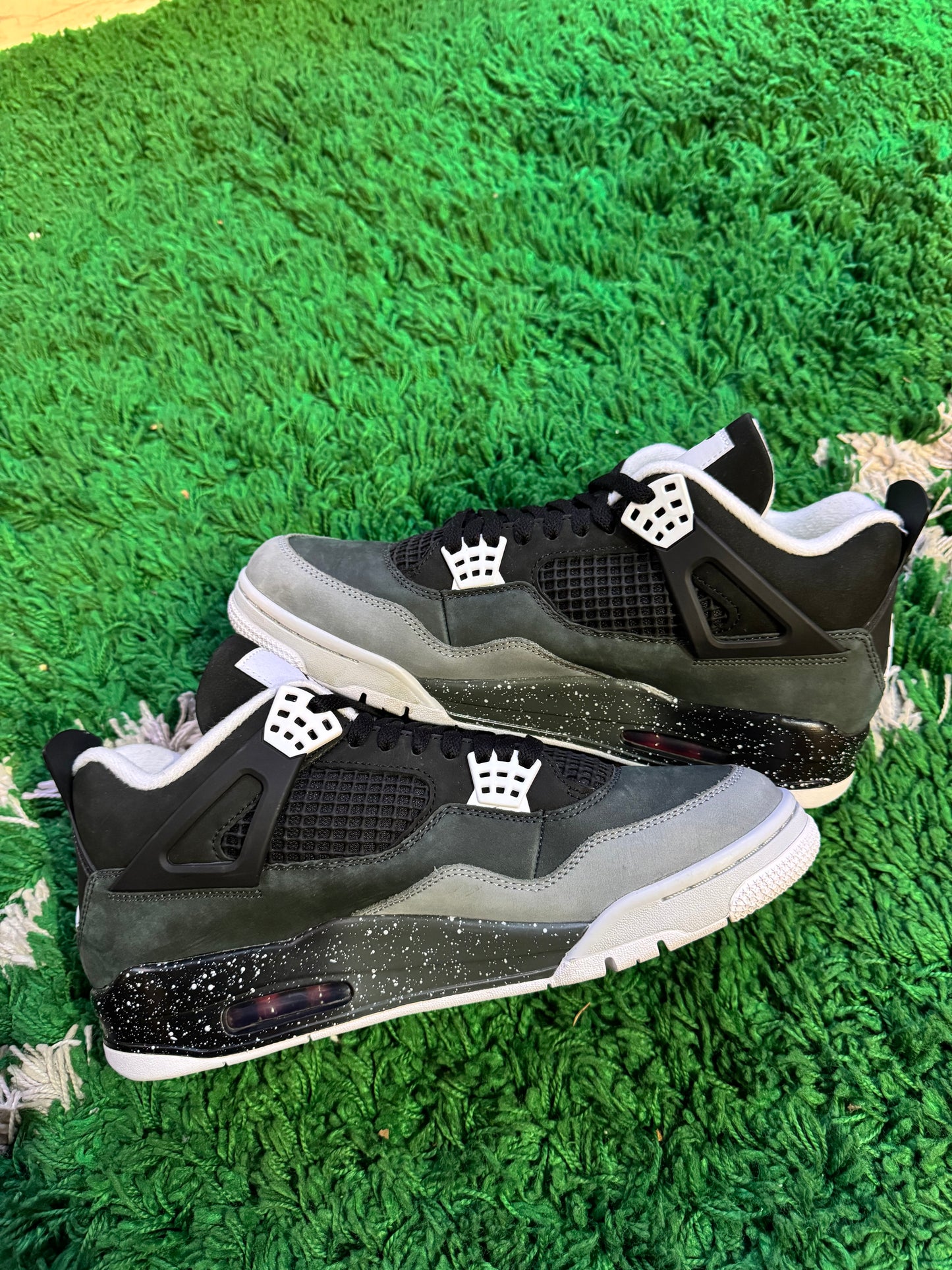 Jordan 4 “Fear” (2024)