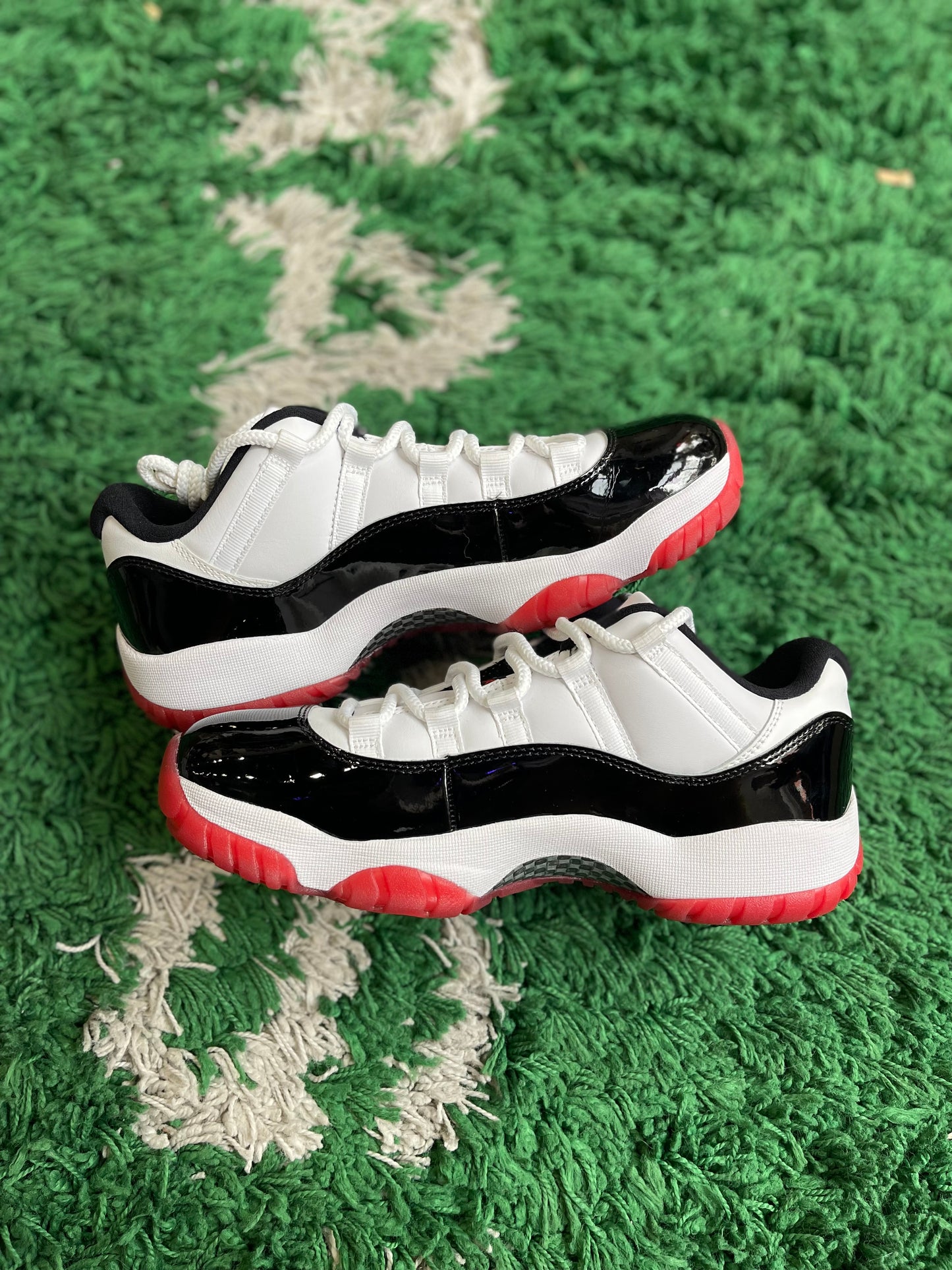 Jordan 11 Low “Concord Bred”