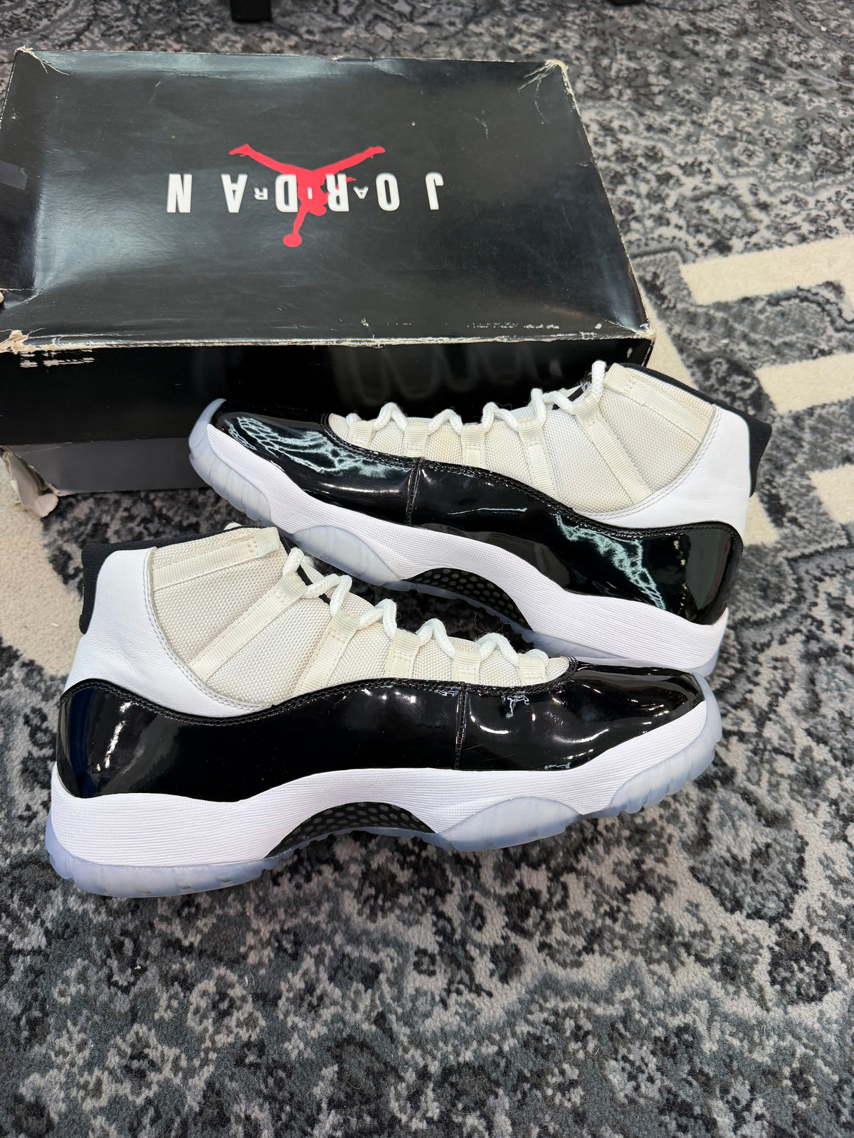 Jordan 11 “Concord”