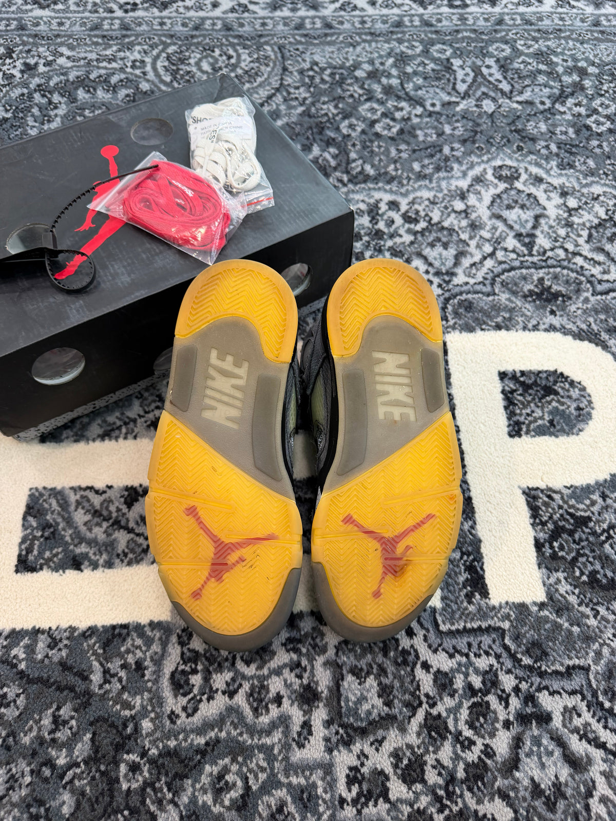 Jordan 5 x Off-White “Muslin” (Size 8) (Lightly Worn) - Image 4