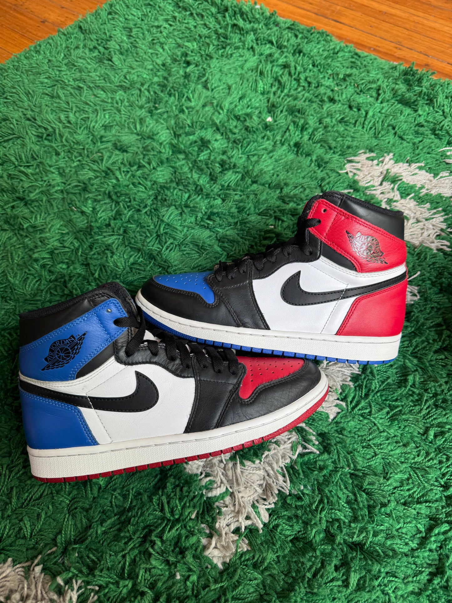 Jordan 1 High “Top 3”