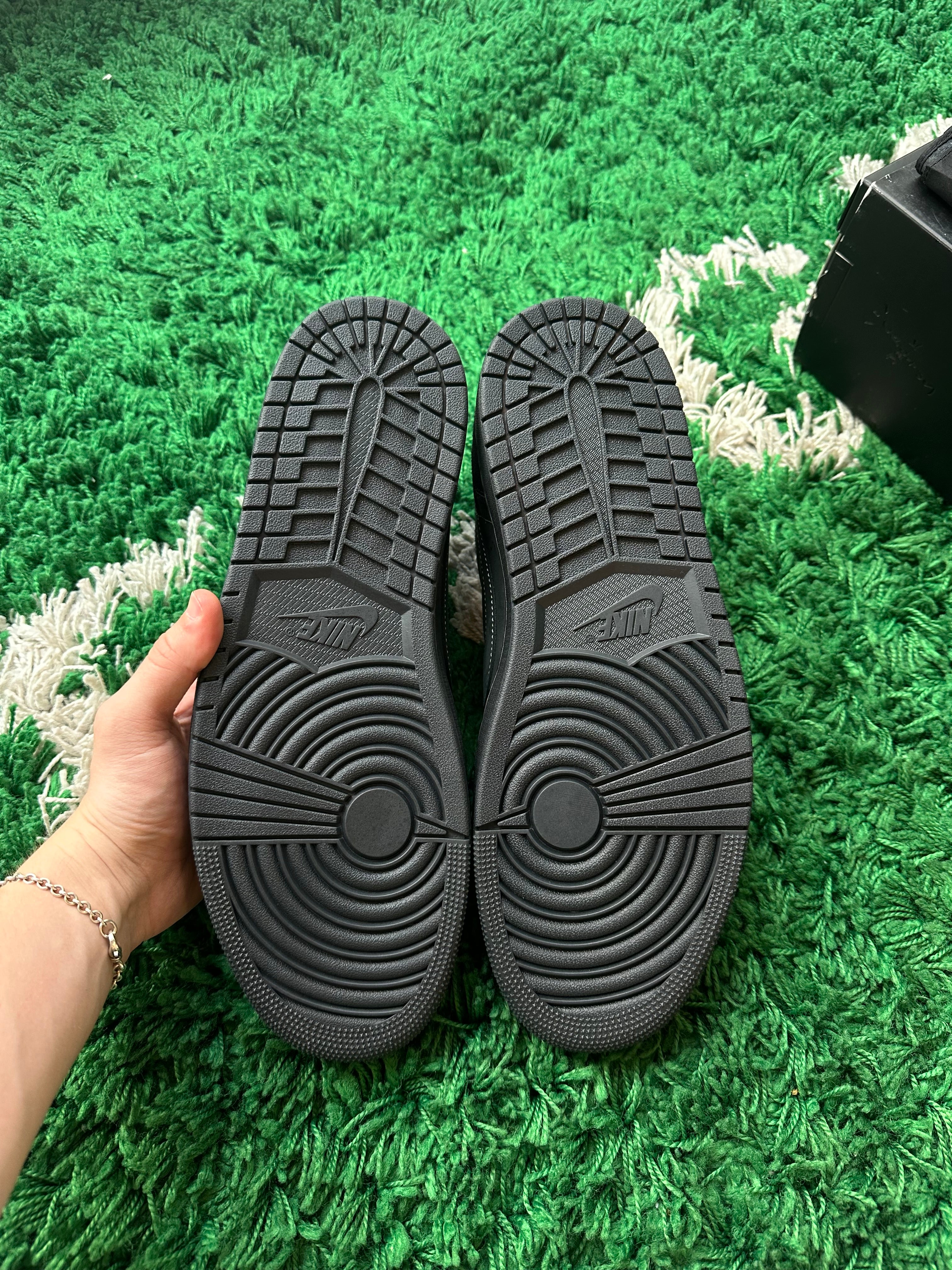 Jordan 1 Low x Travis Scott “Phantom”