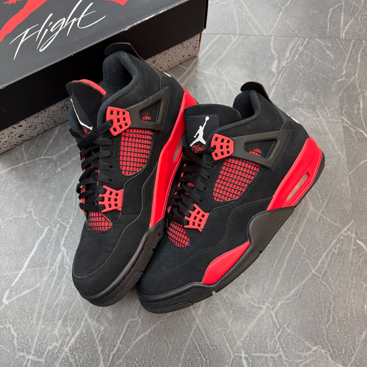 Jordan 4 Retro Red Thunder (Size 10.5) (VNDS)