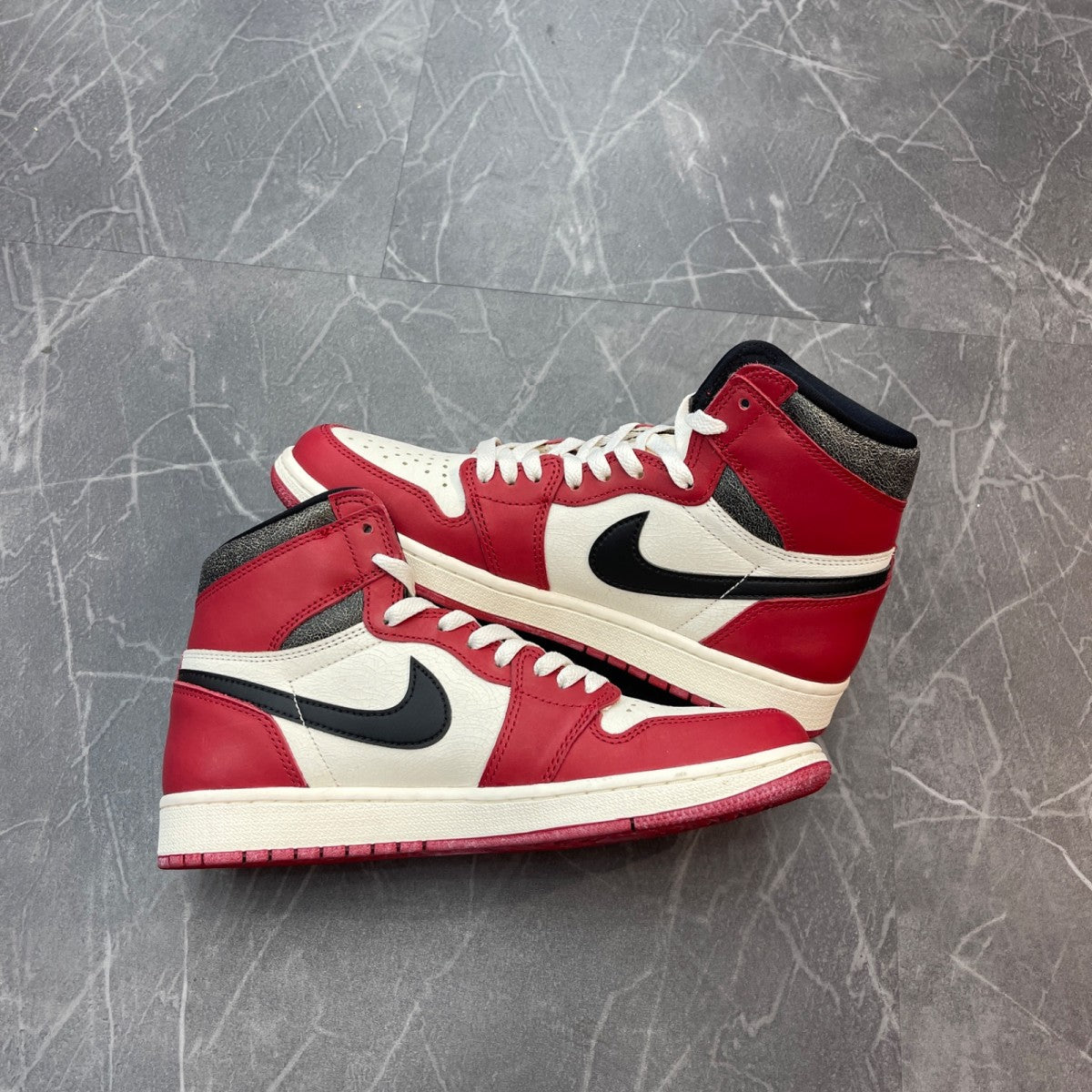 Jordan 1 Retro High OG Chicago Lost and Found - Image 4