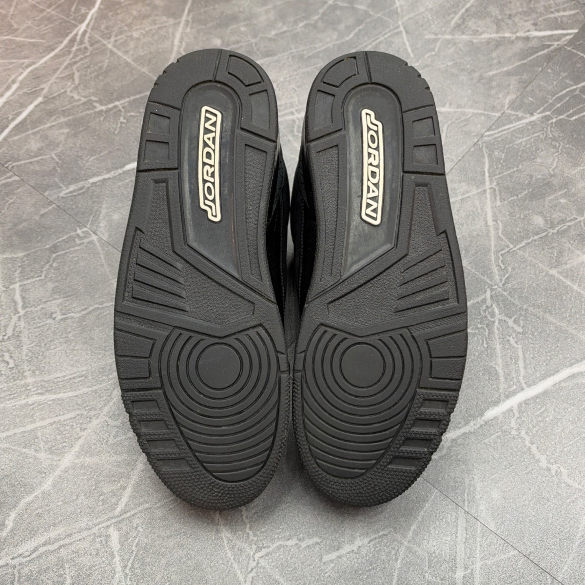 Jordan 3 Retro Black Cat (2025) - Image 4