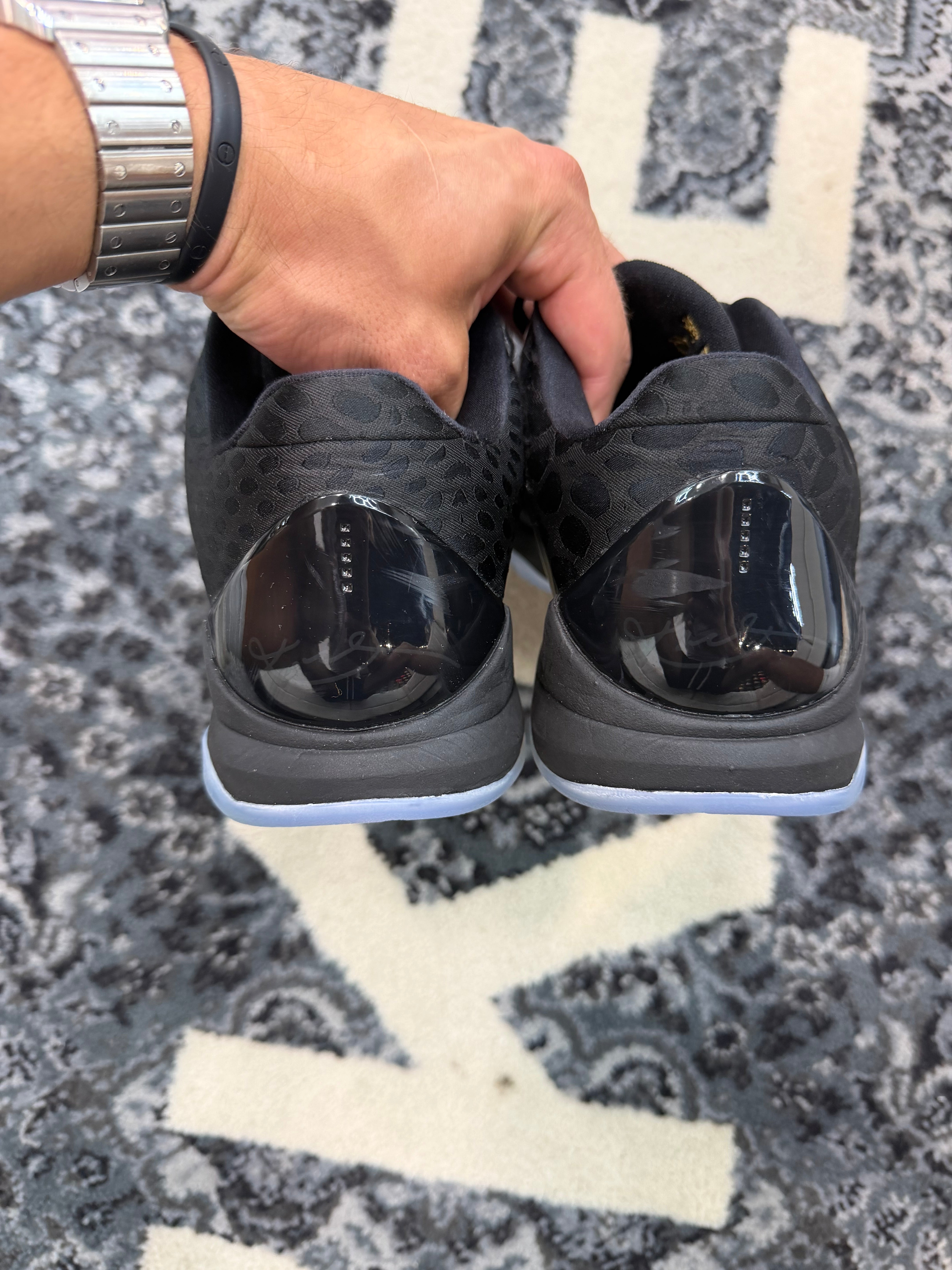 Kobe 5 Year Of Mamba “Eggplant”