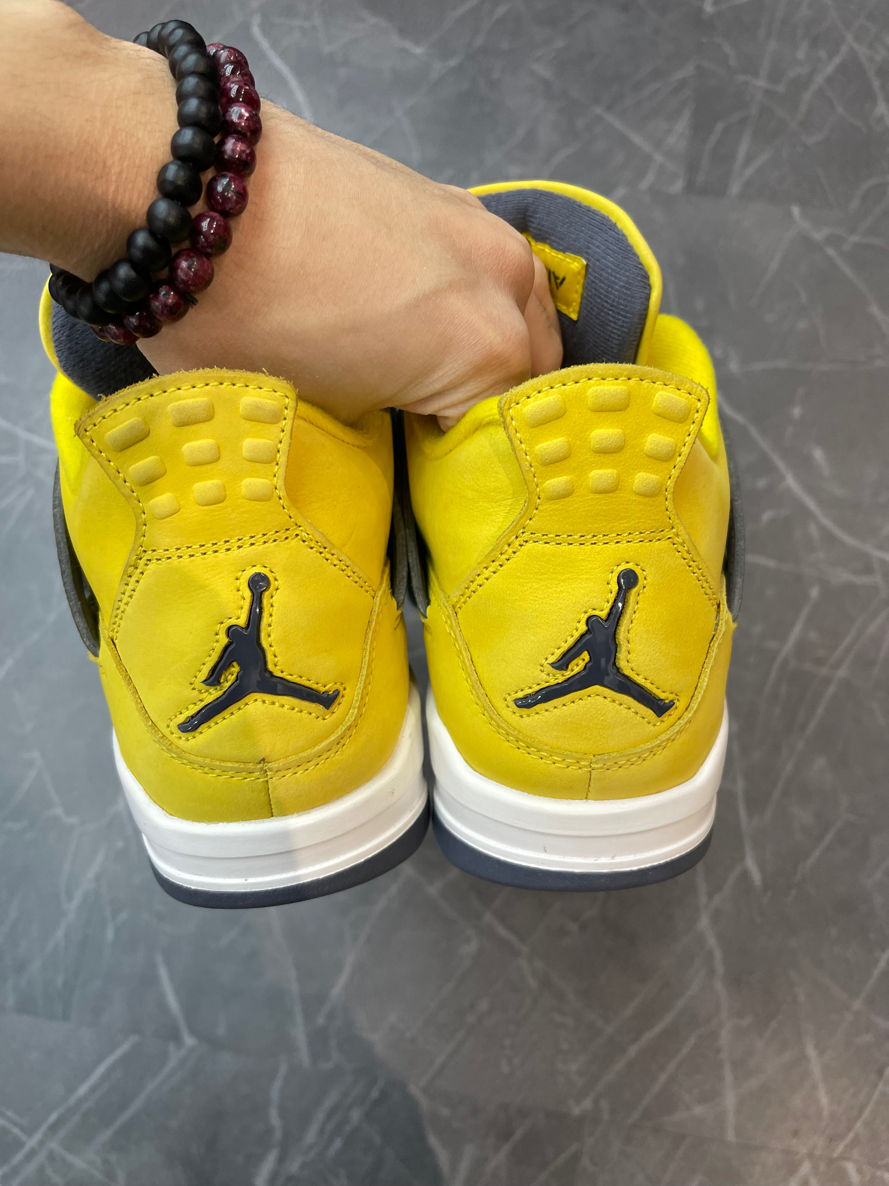 Jordan 4 “Lightning”