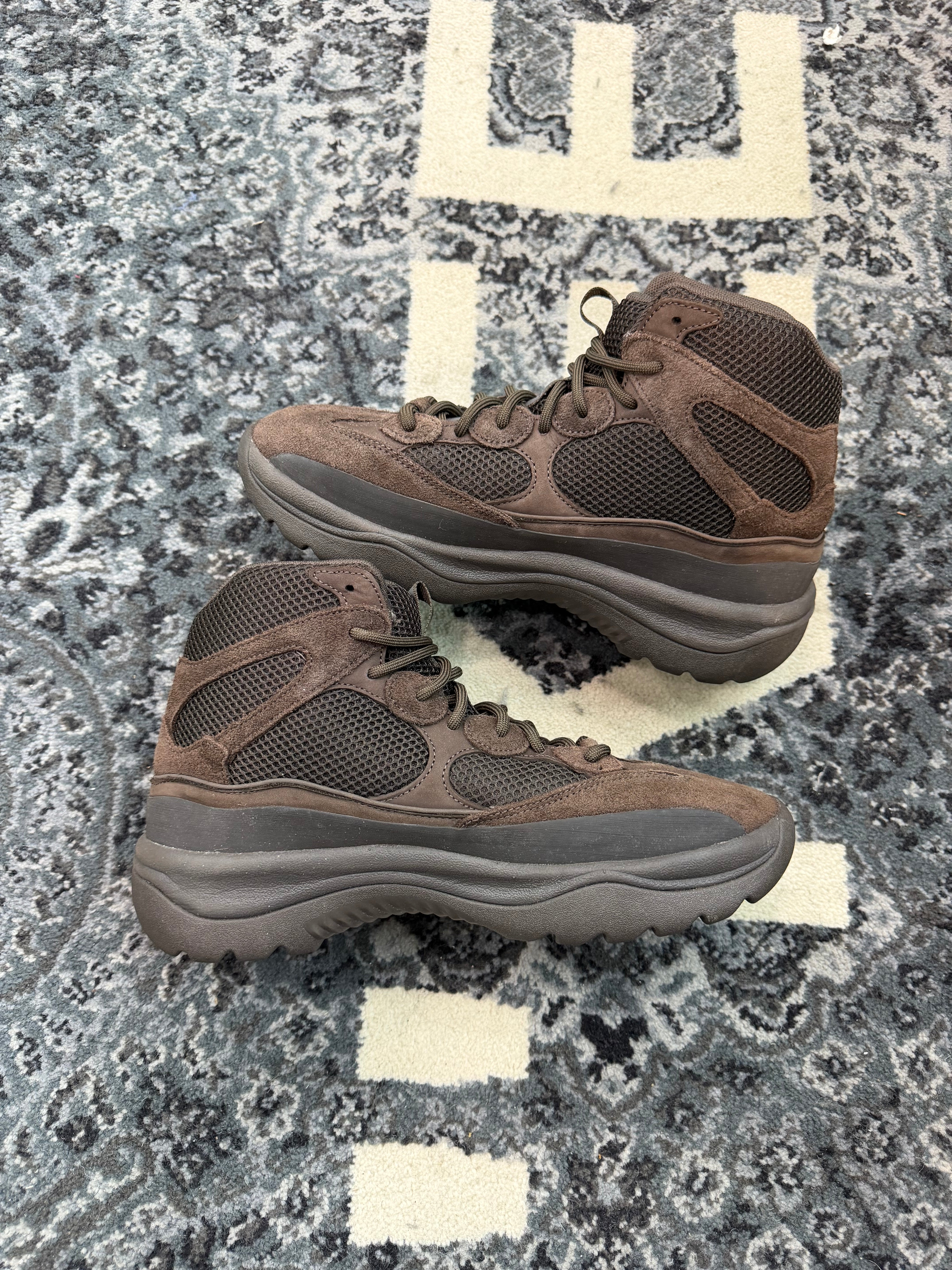 Yeezy Desert Boot “Oil”