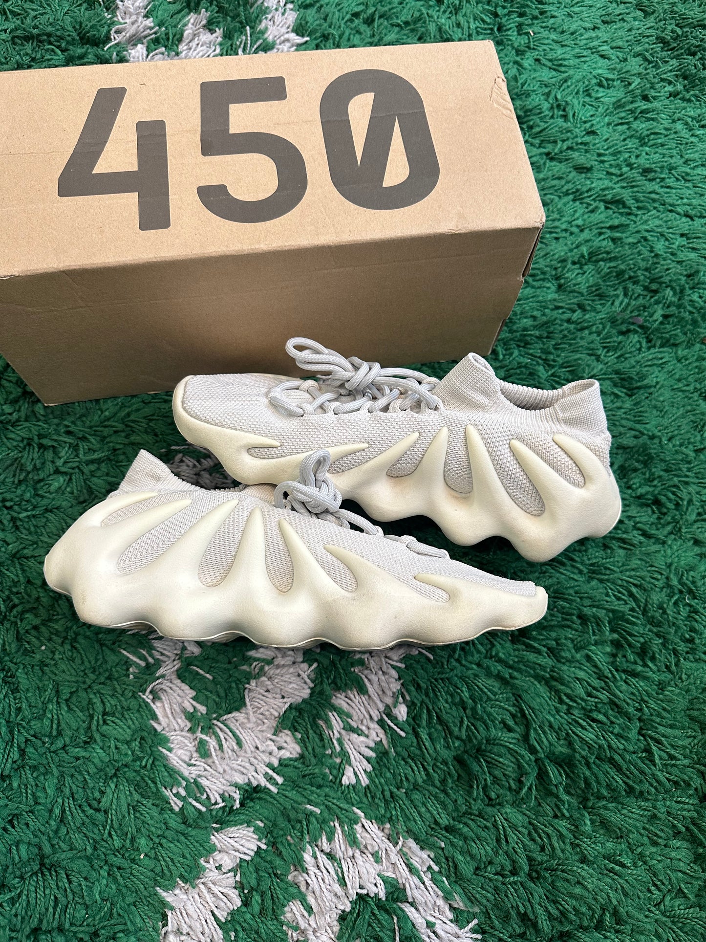 Yeezy 450 “Cloud White”