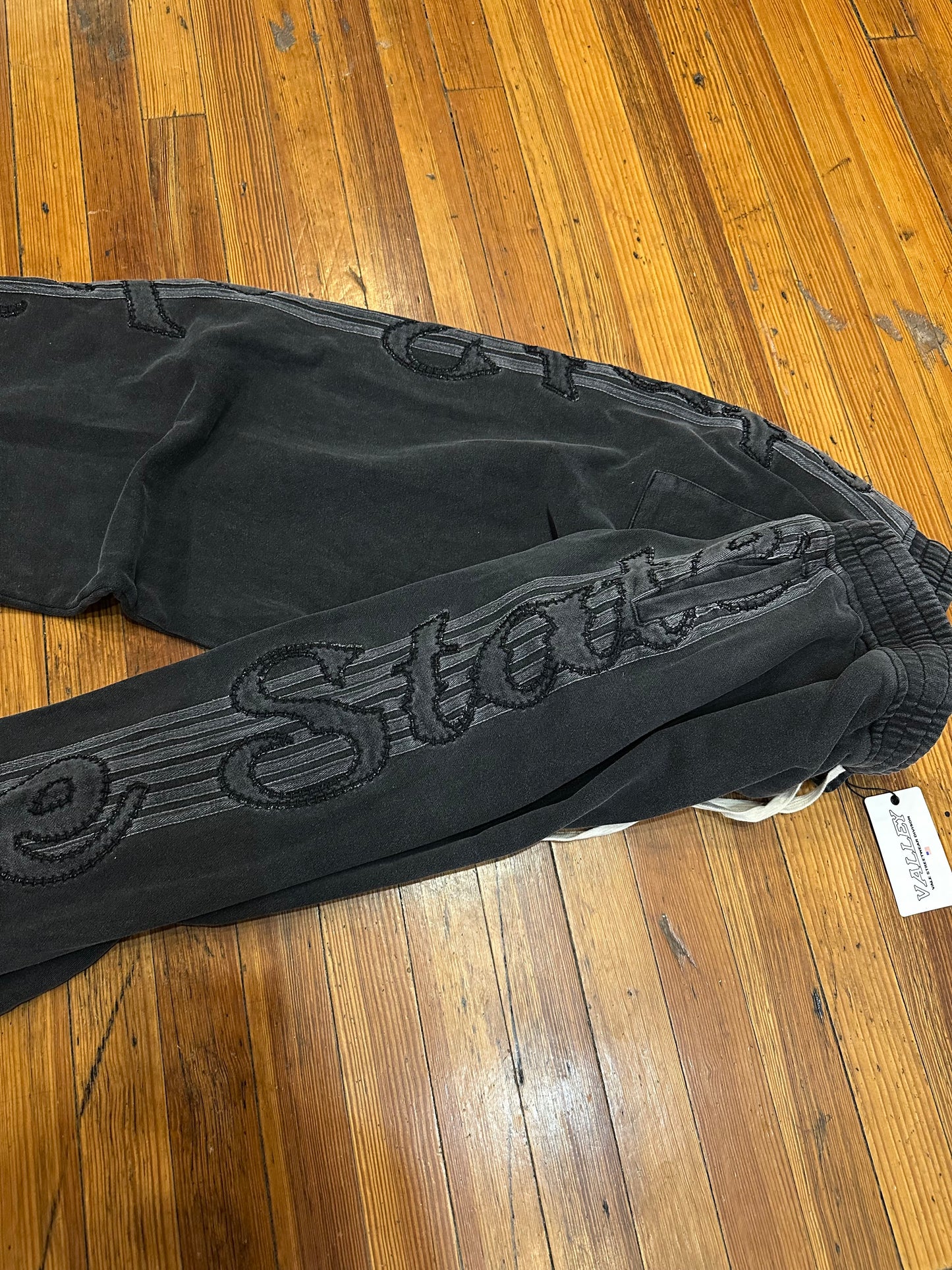 Vale Forever Sweatpants “Charcoal”