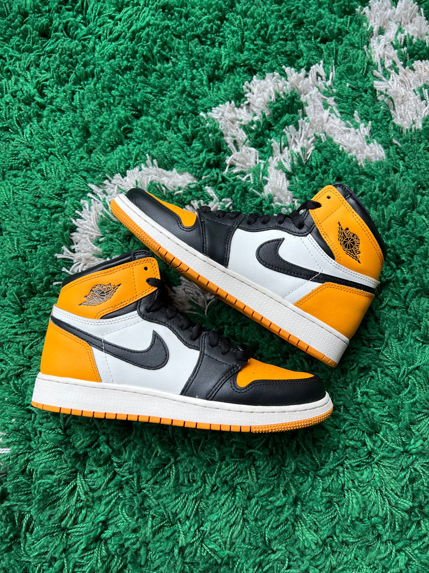 Jordan 1 High “Taxi”