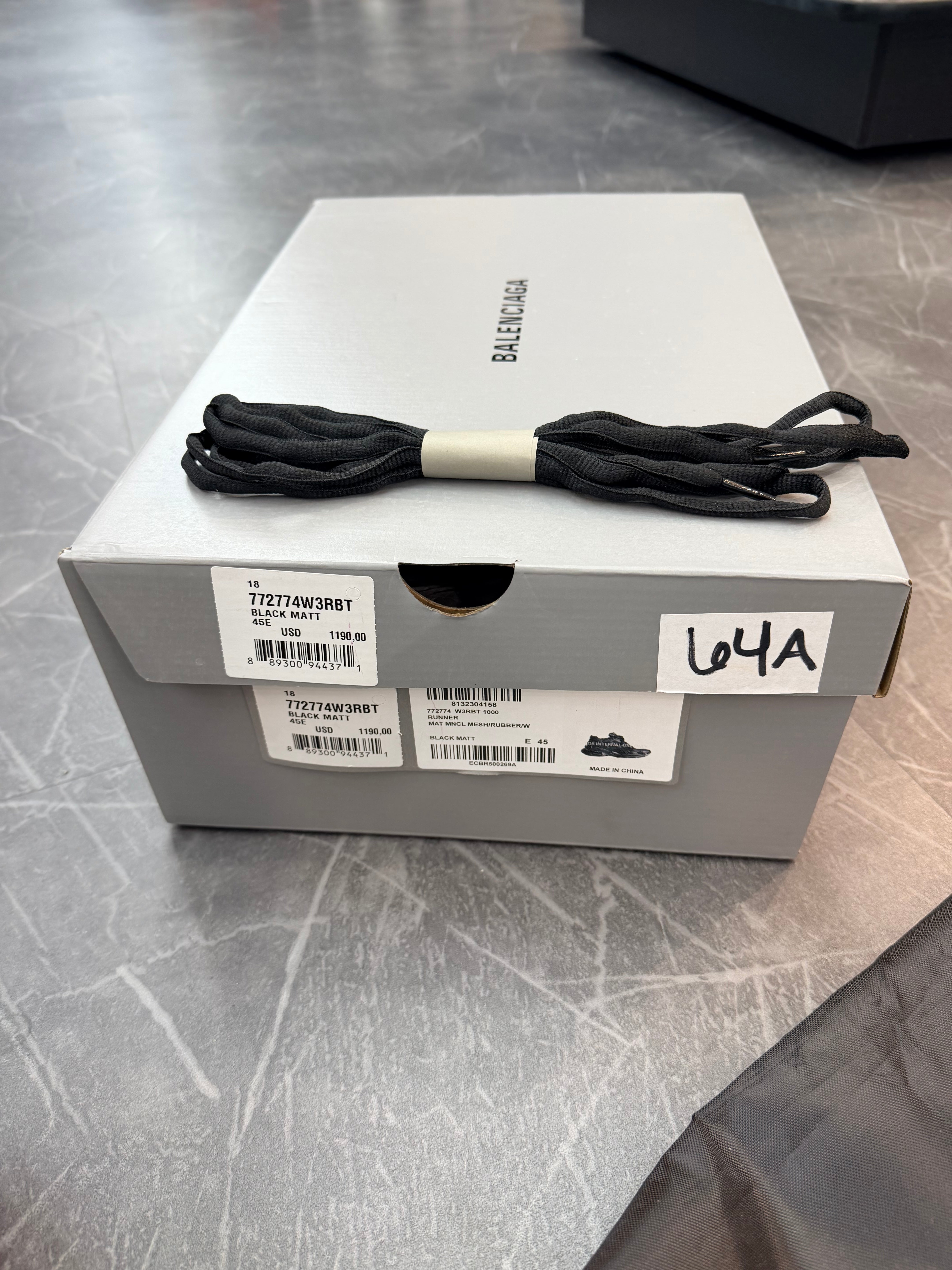 Balenciaga Runner “Black”