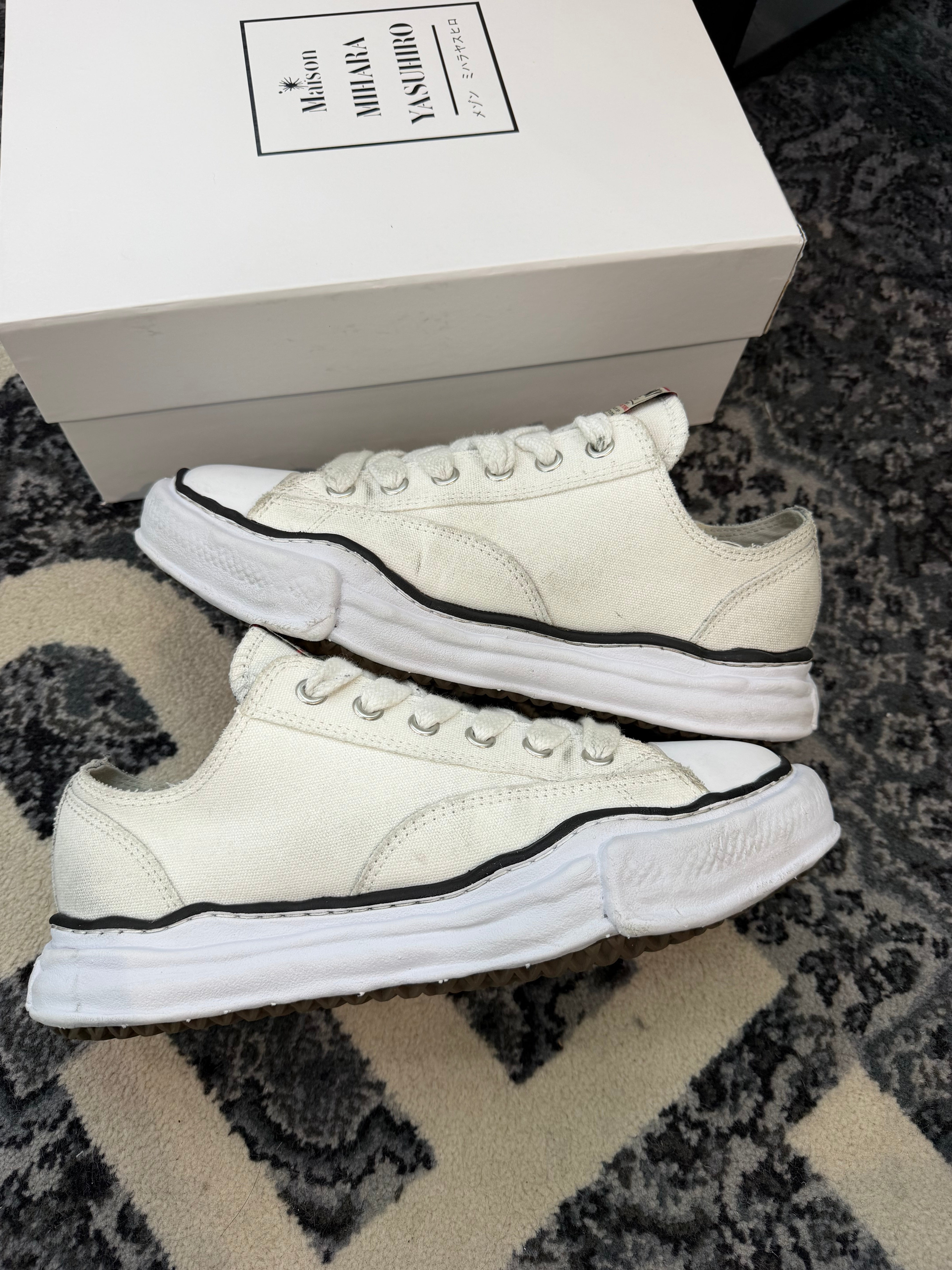 Maison Mihara Sneakers “White Canvas”